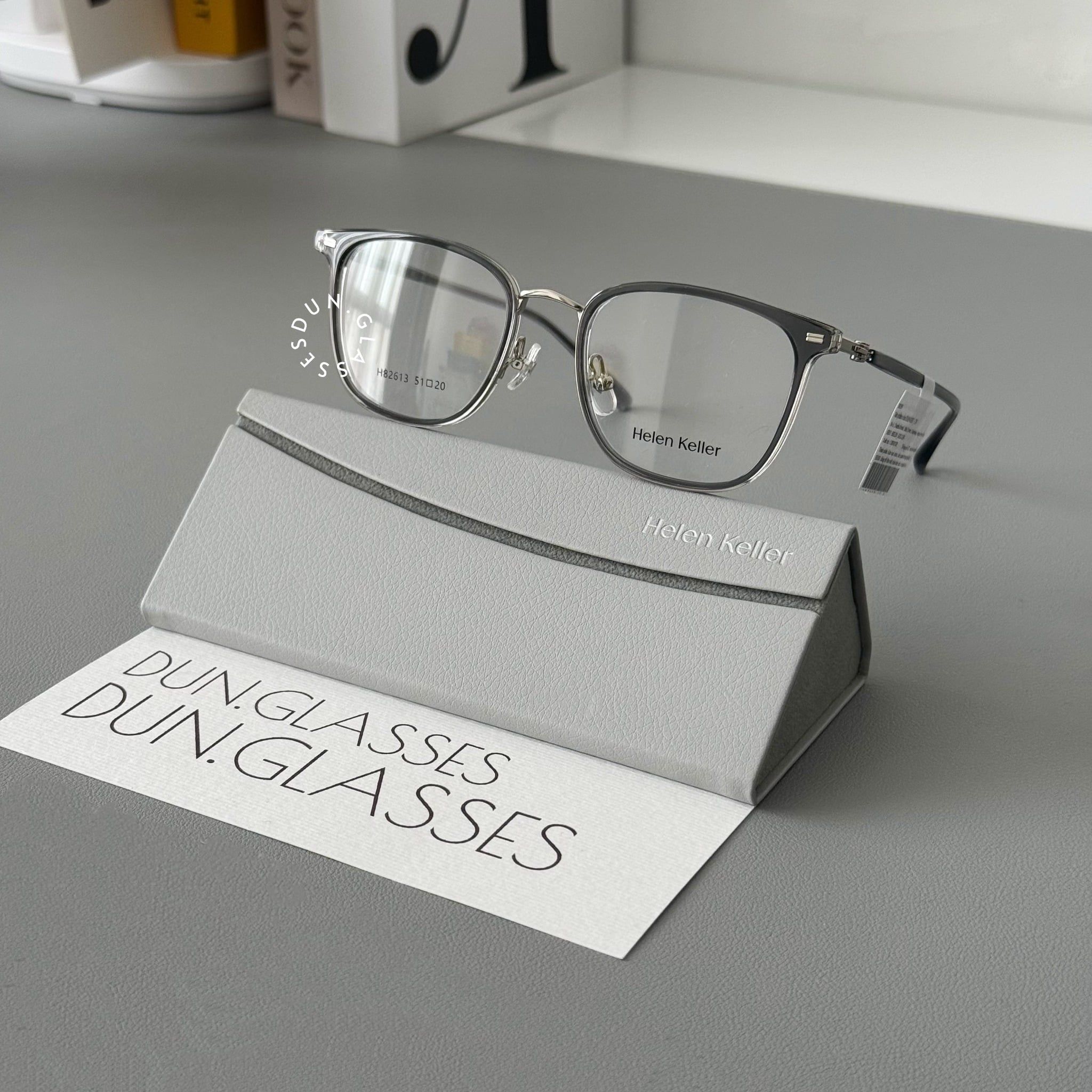  Mắt kính Helen Keller H 82613 