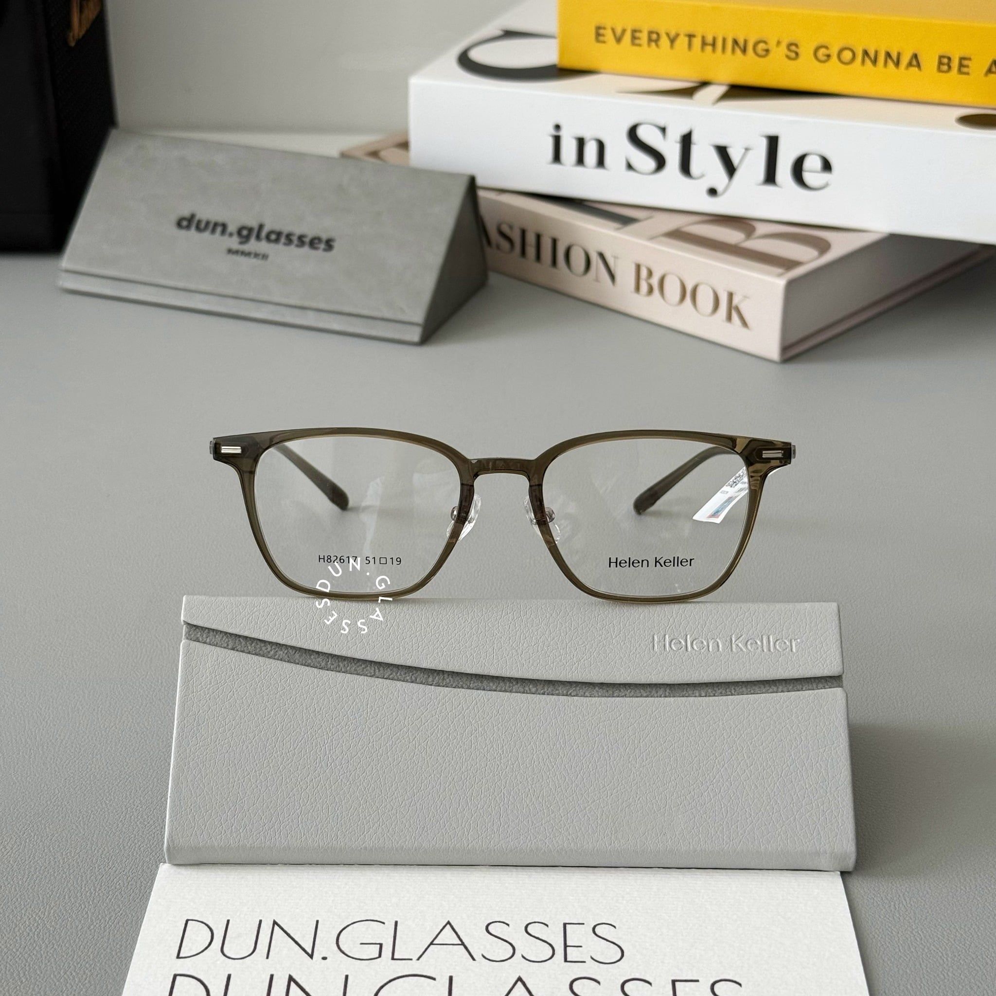  Mắt kính Helen Keller H 82617 