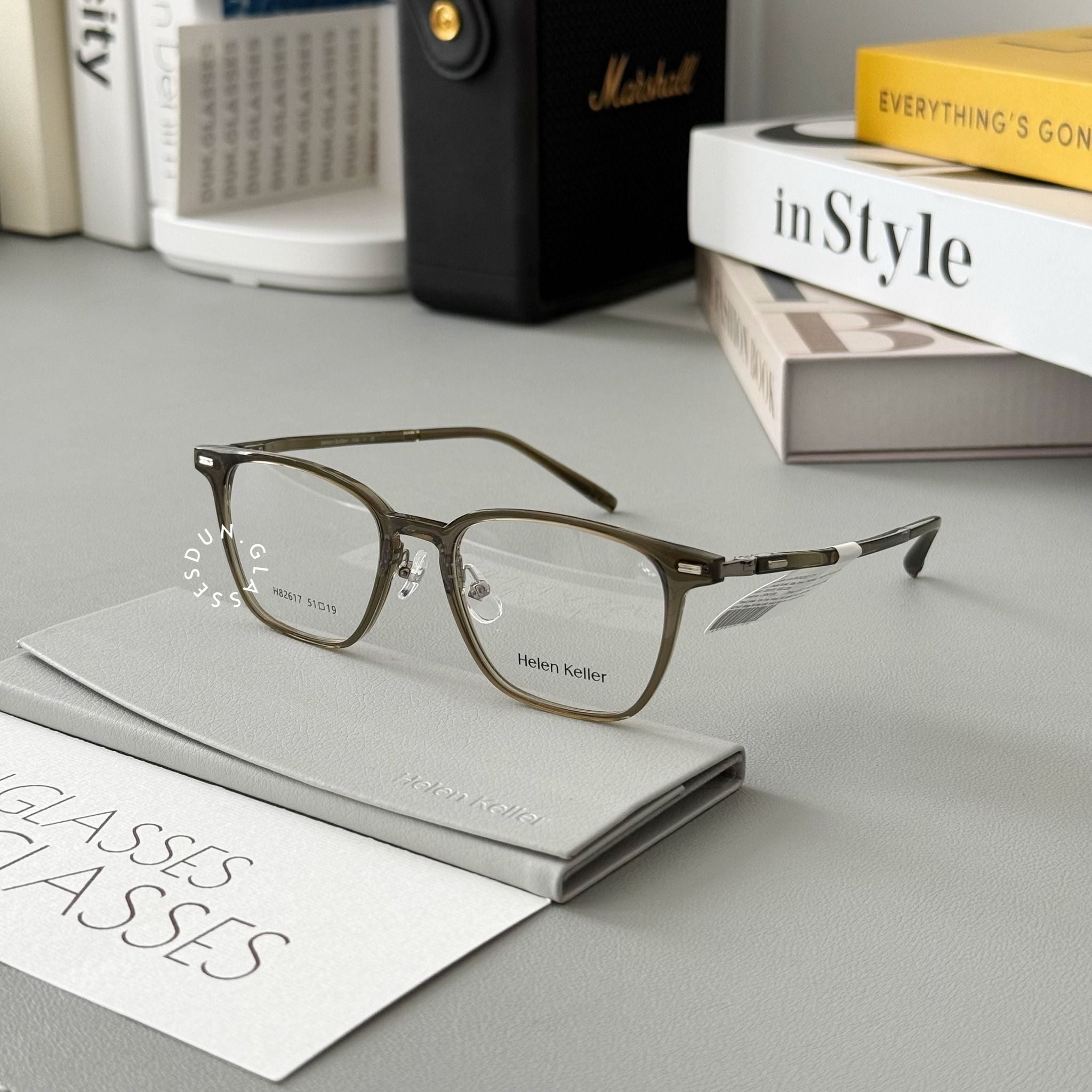  Mắt kính Helen Keller H 82617 