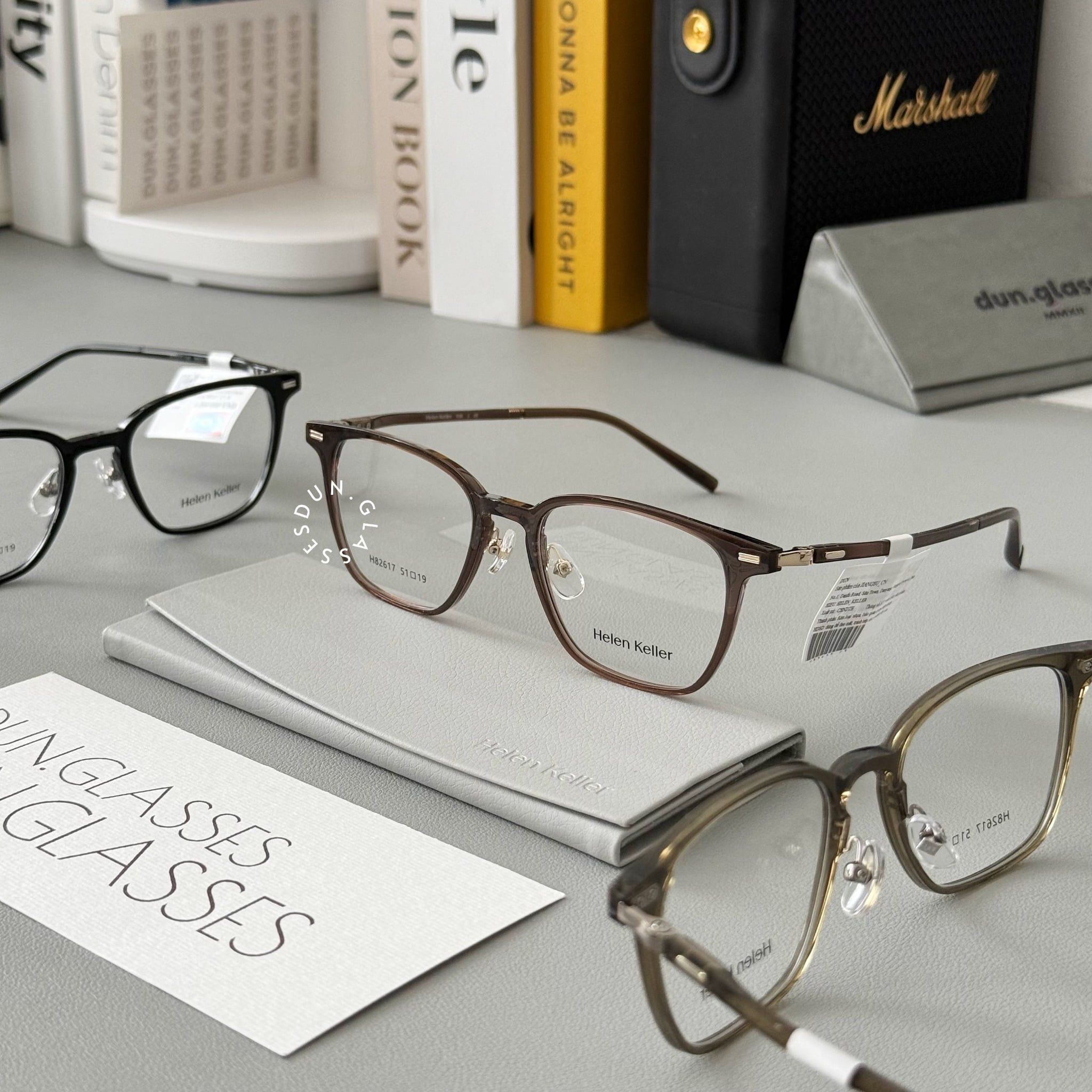  Mắt kính Helen Keller H 82617 