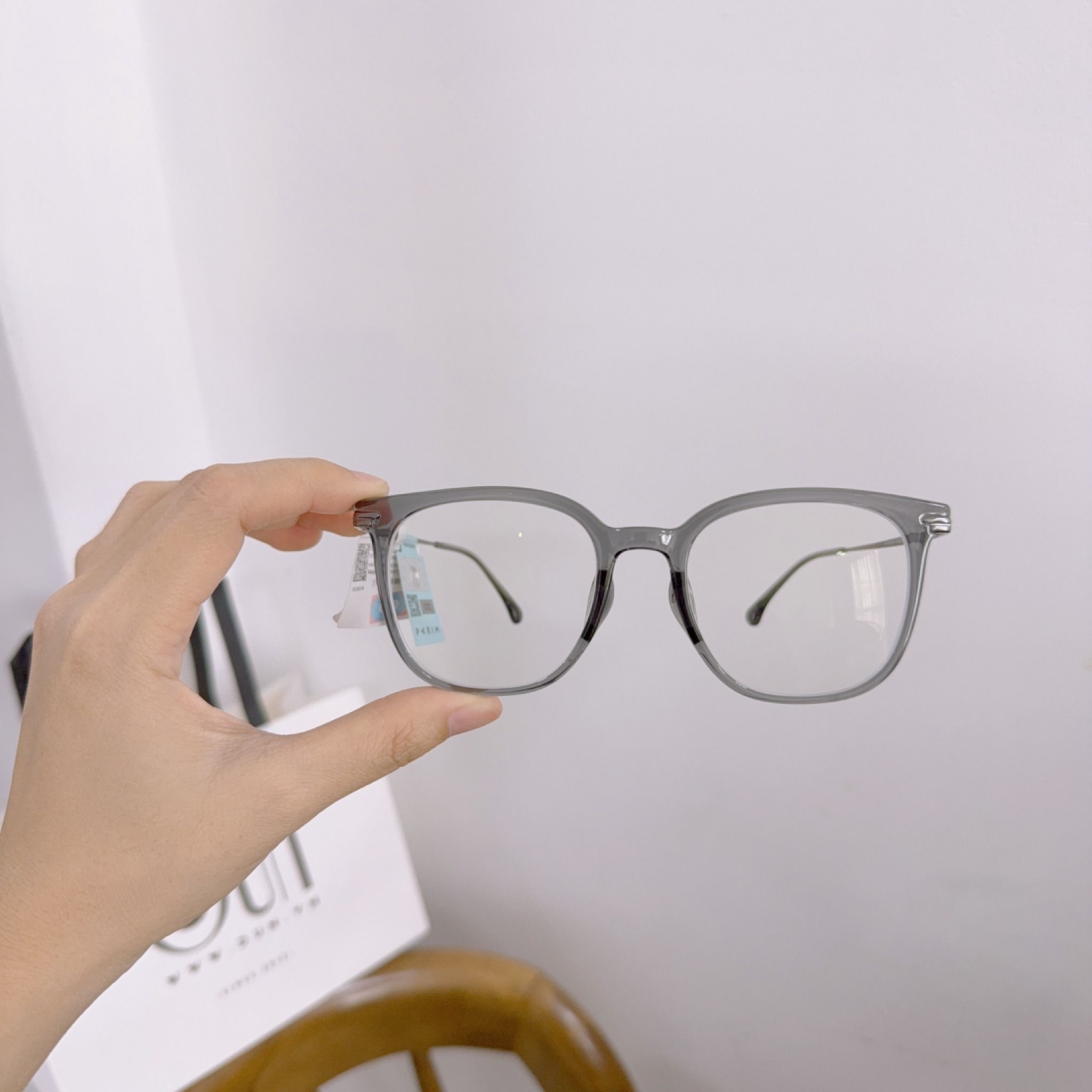  Mắt kính vuông Parim 85148 