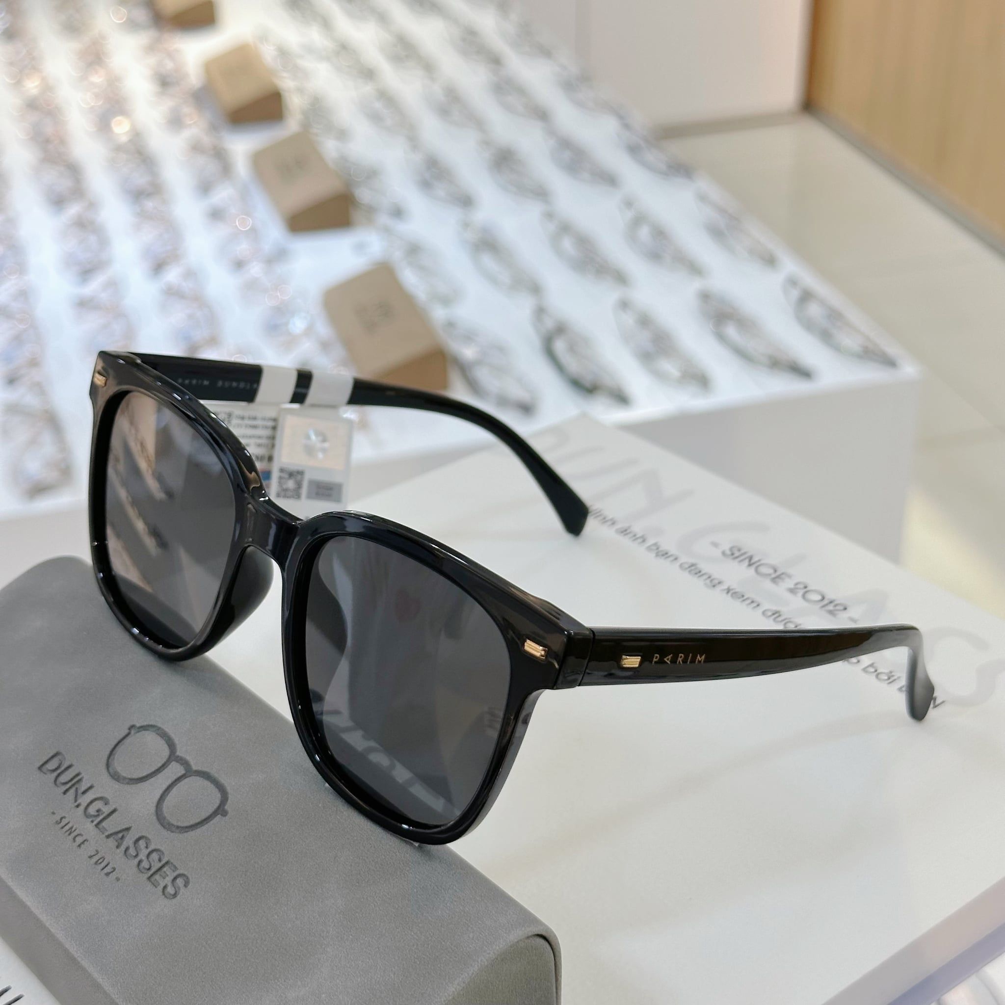  Mắt kính Parim 74011 