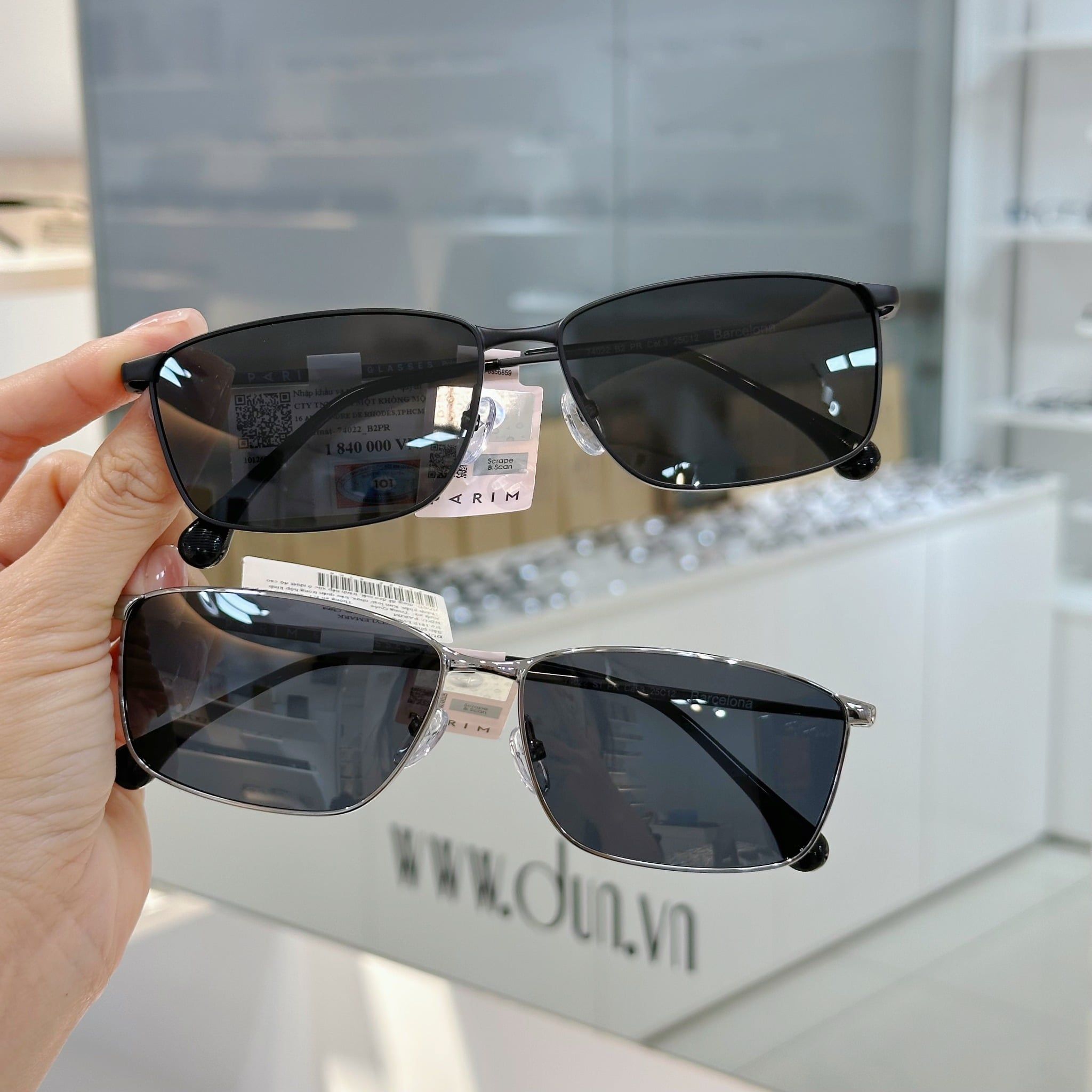  Kính mát Parim 74022 