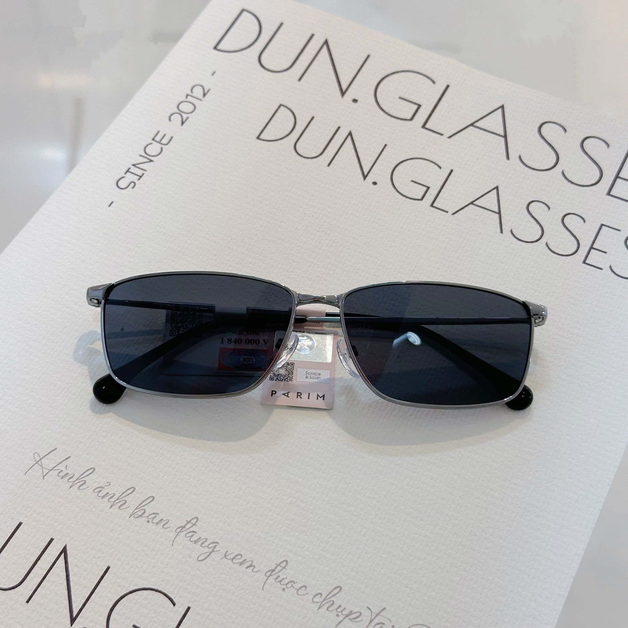  Kính mát Parim 74022 