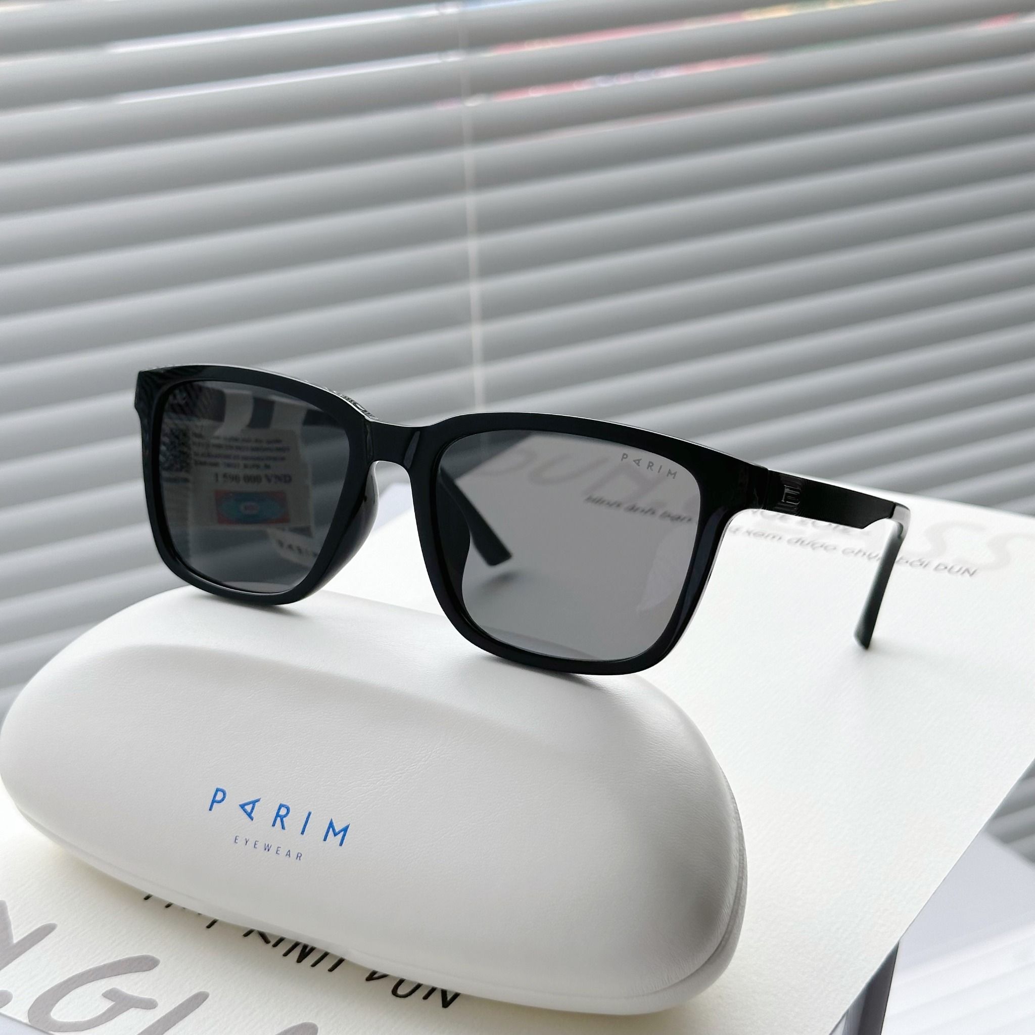  Kính mát Parim 76023 