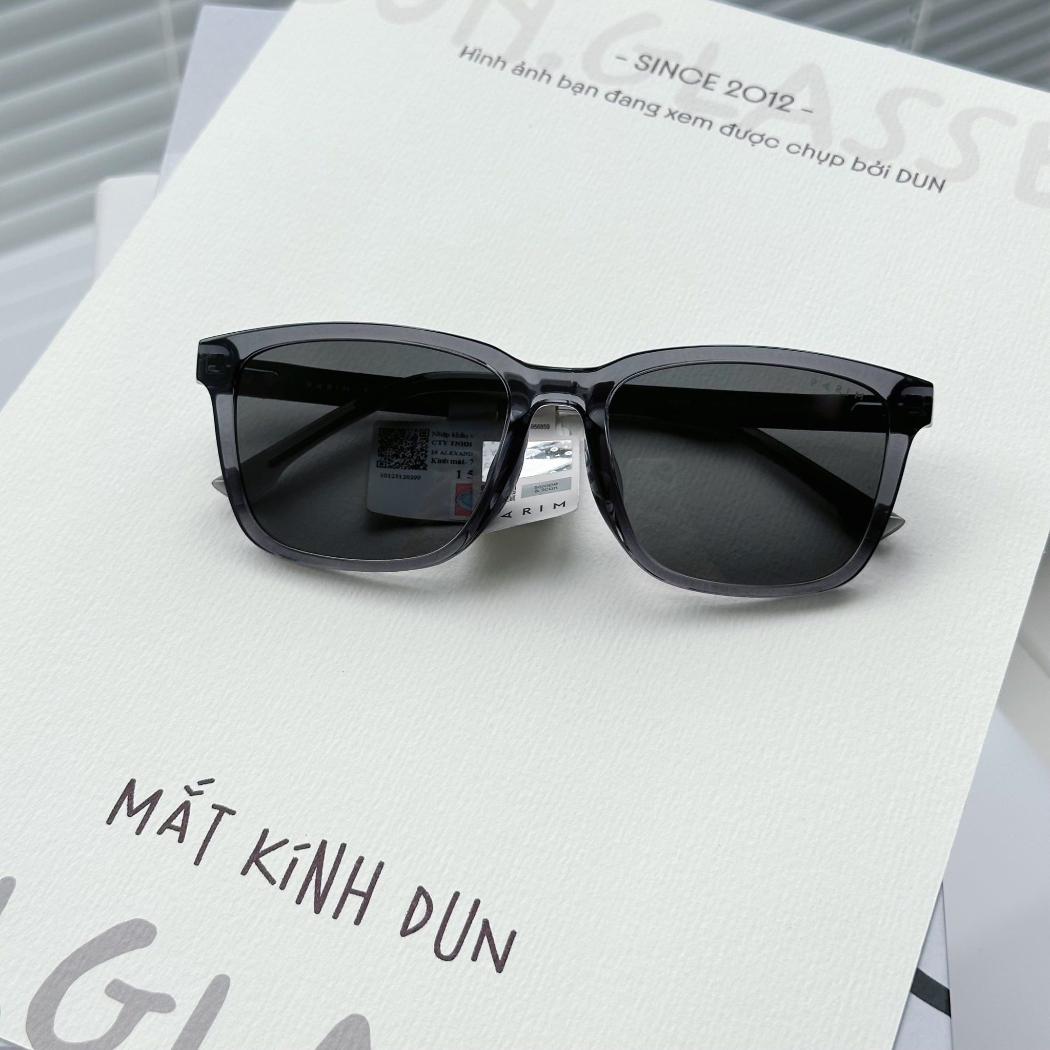  Kính mát Parim 76023 