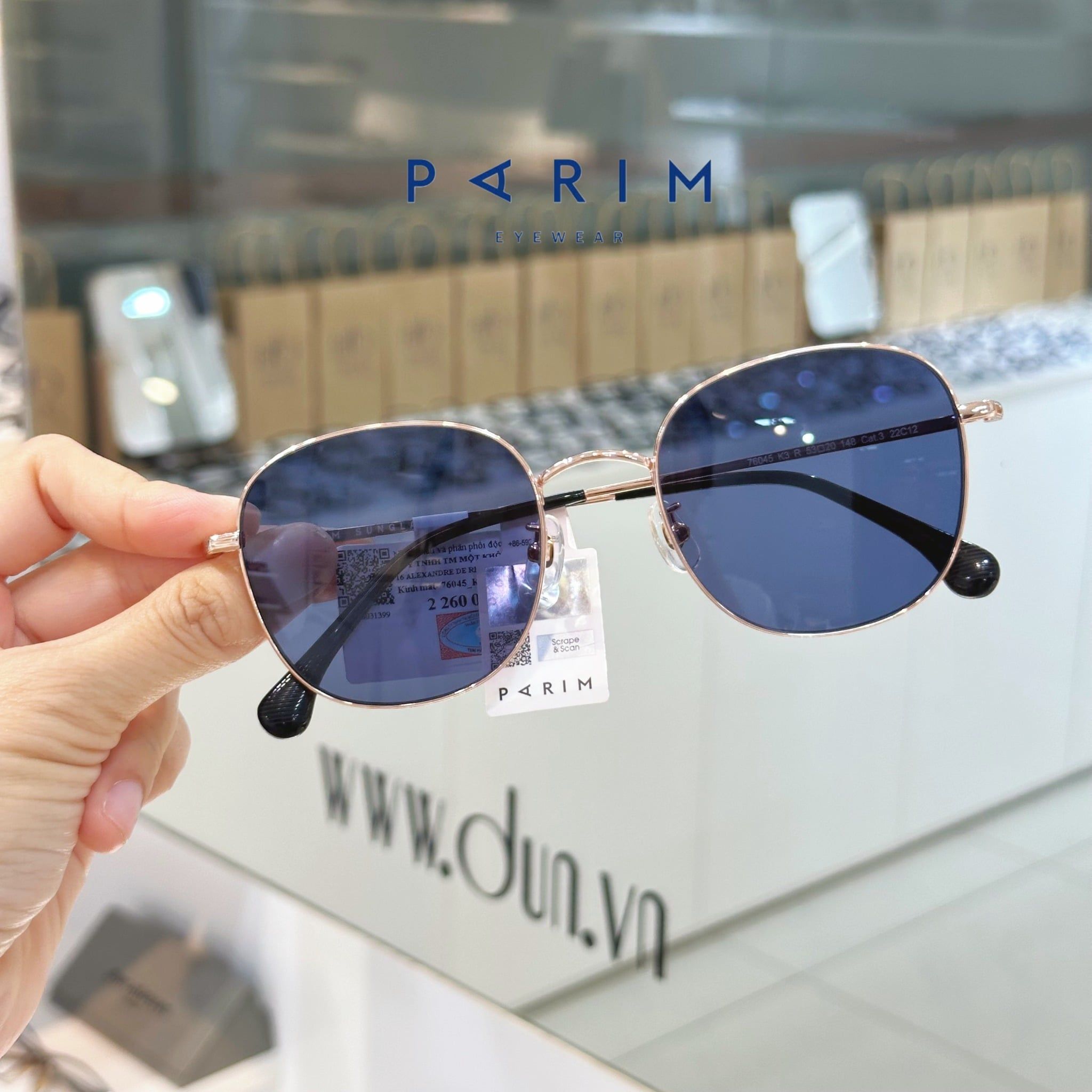  Kính mát Parim 76045 