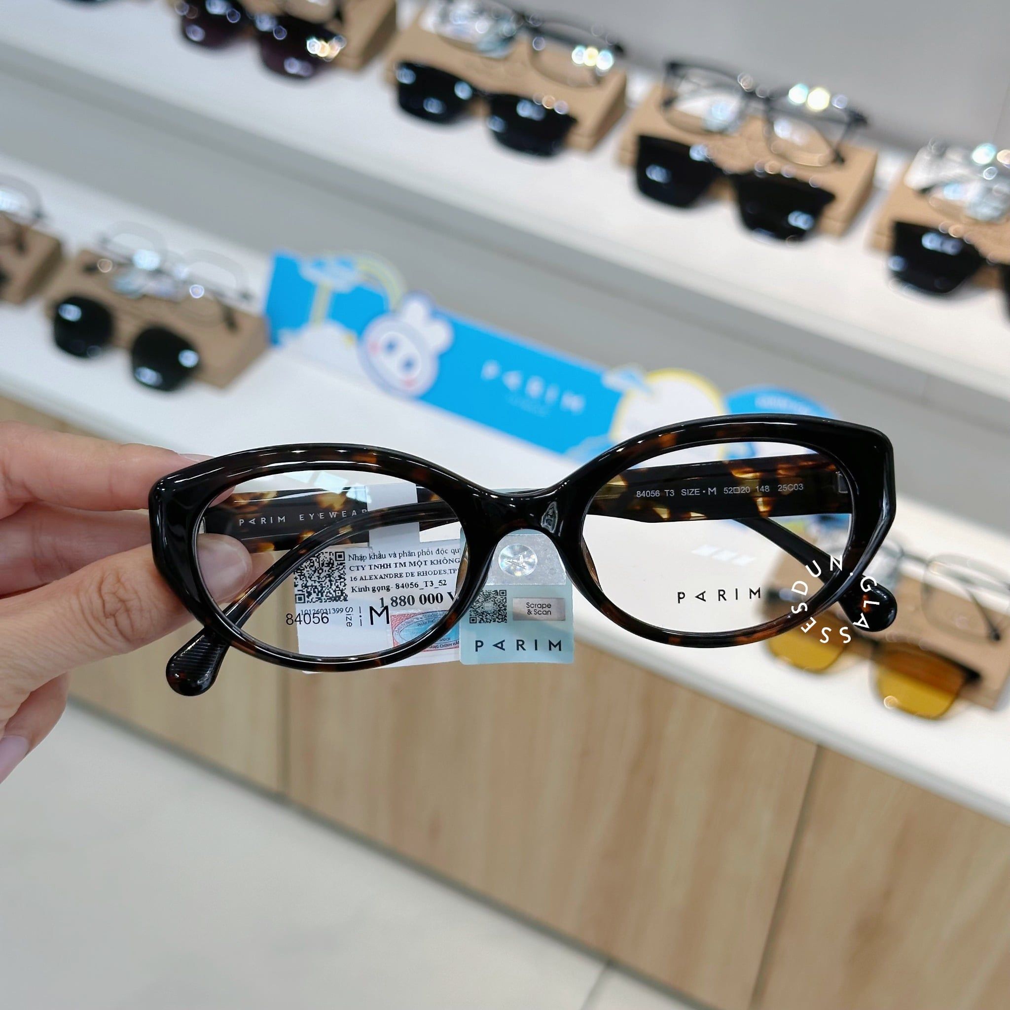  Mắt kính Parim 84056 