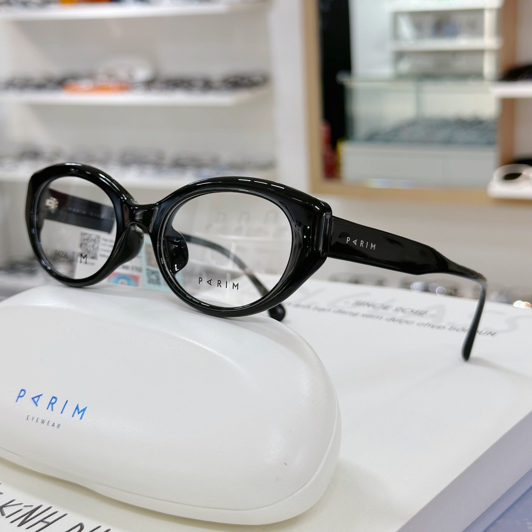  Mắt kính Parim 84056 