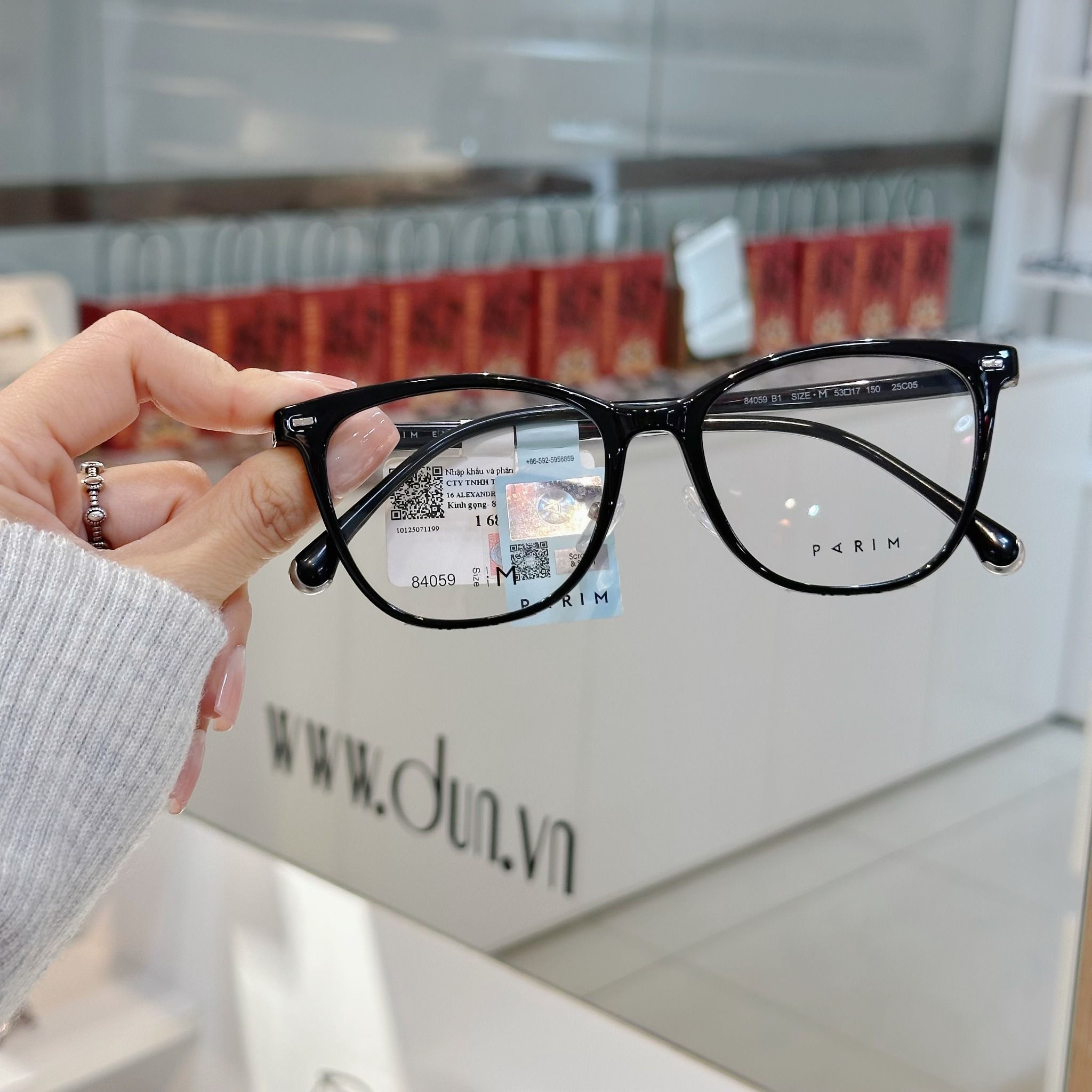  Mắt kính Parim 84059 