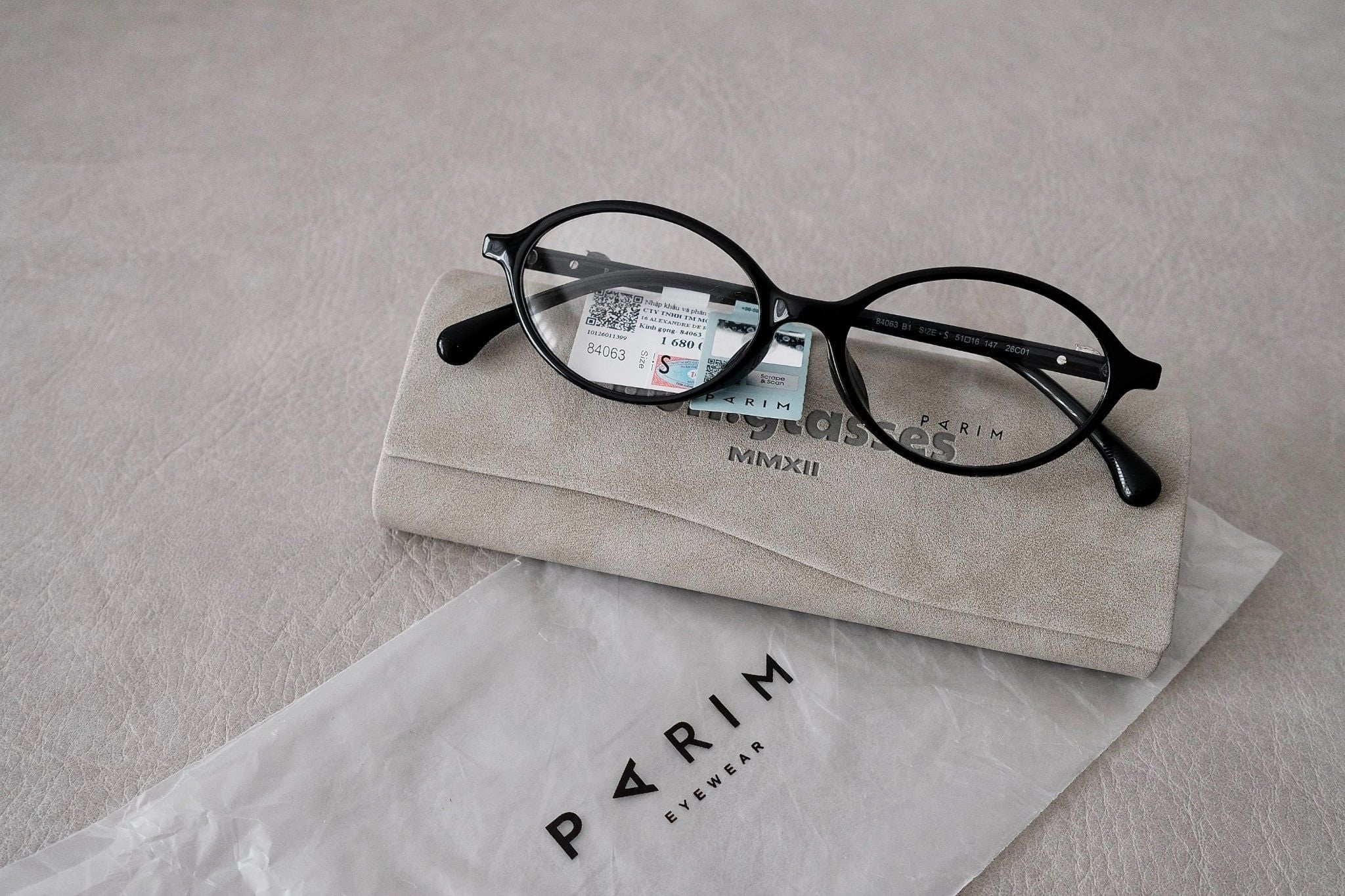  Mắt kính oval Parim 84063 