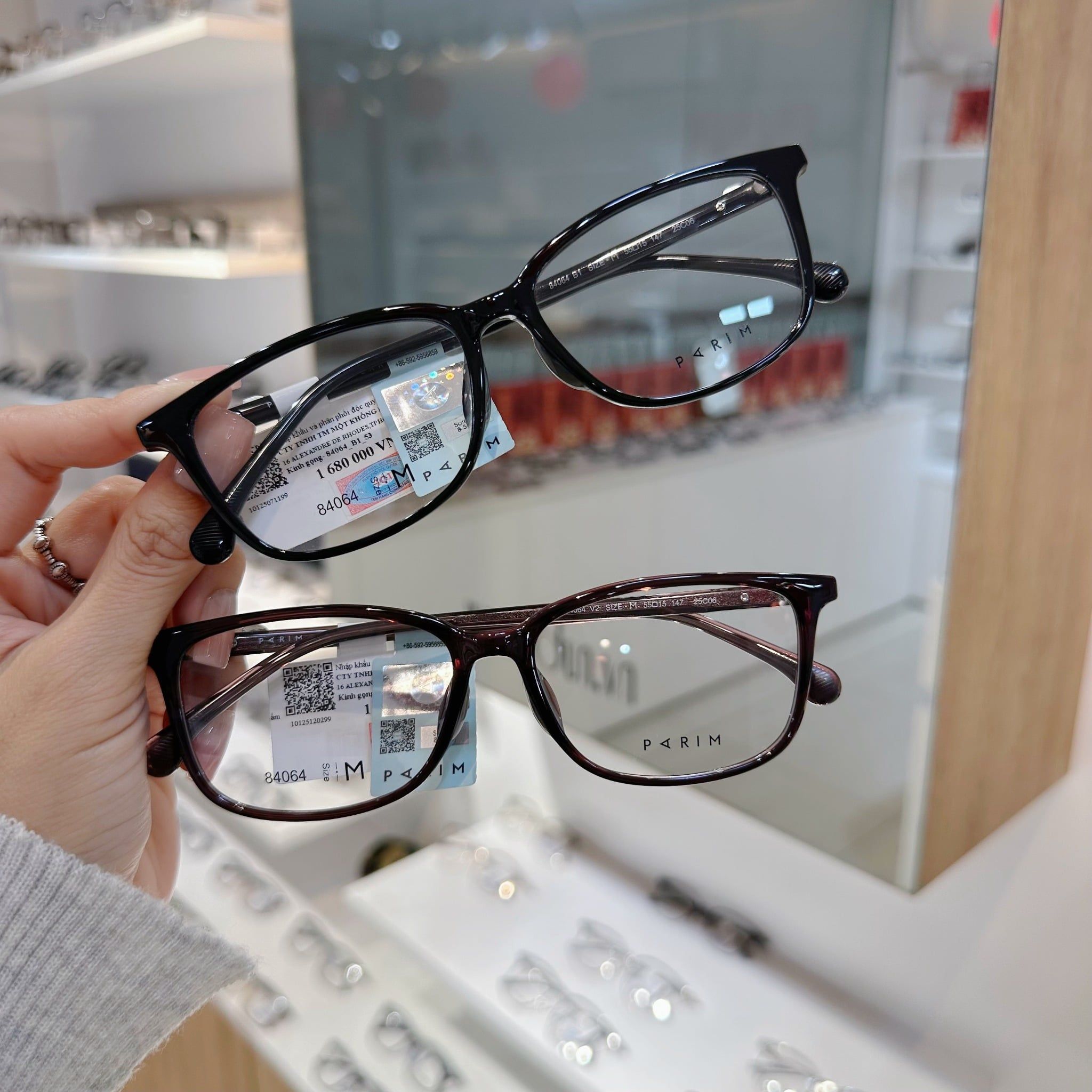  Mắt kính Parim 84064 