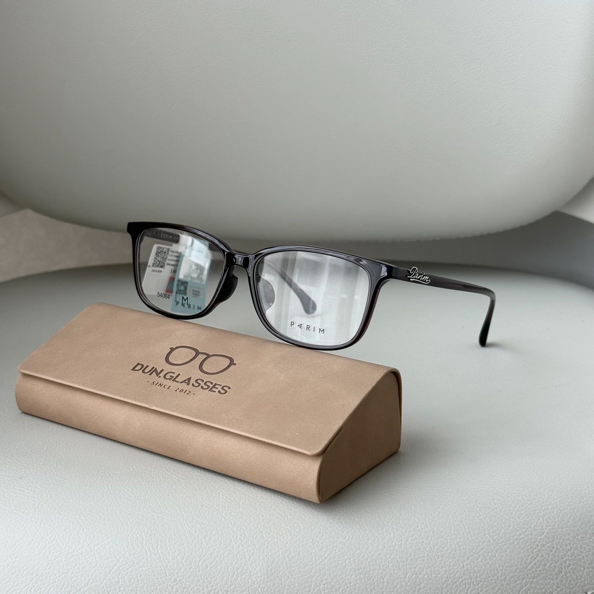  Mắt kính Parim 84064 