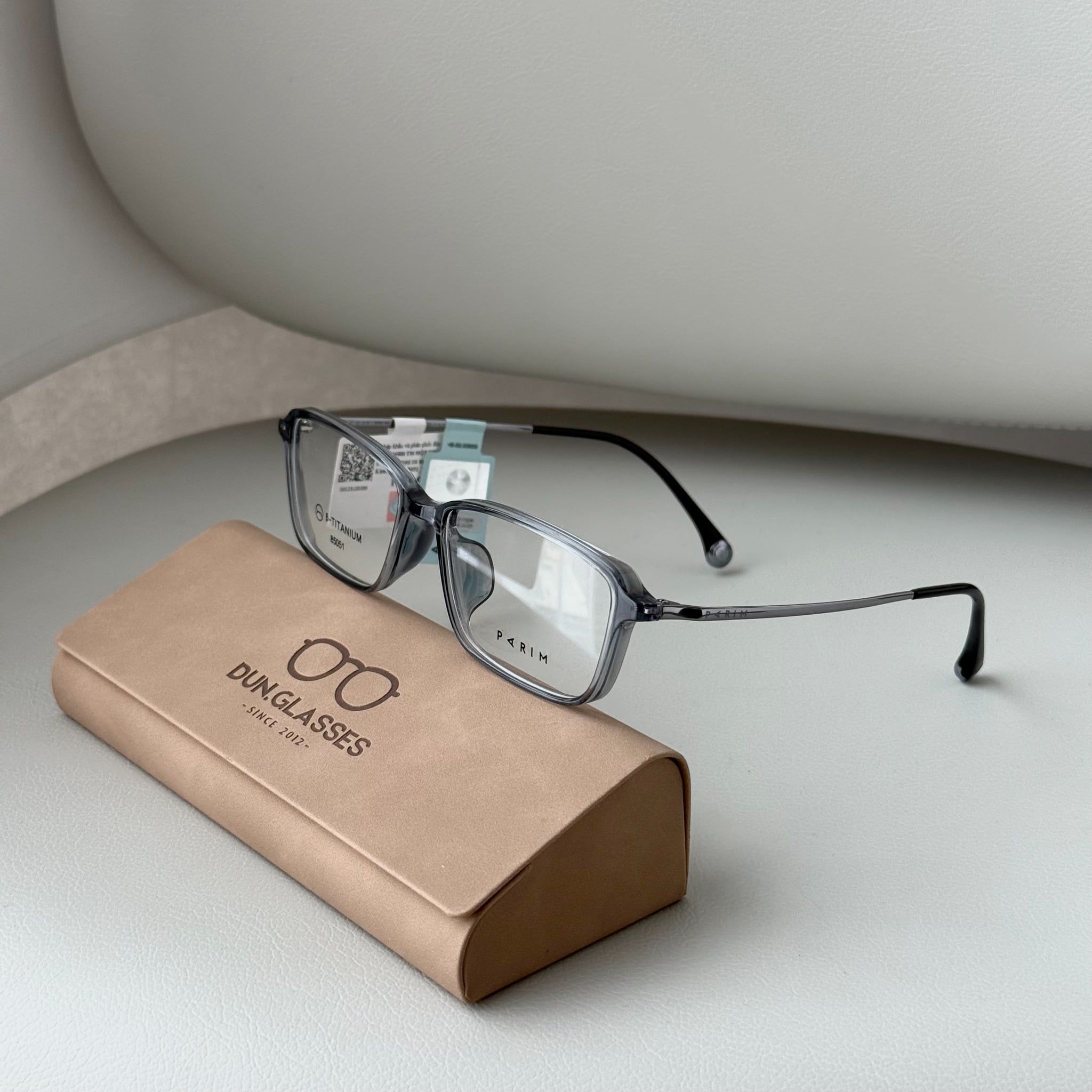  Mắt kính beta titanium Parim 85051 