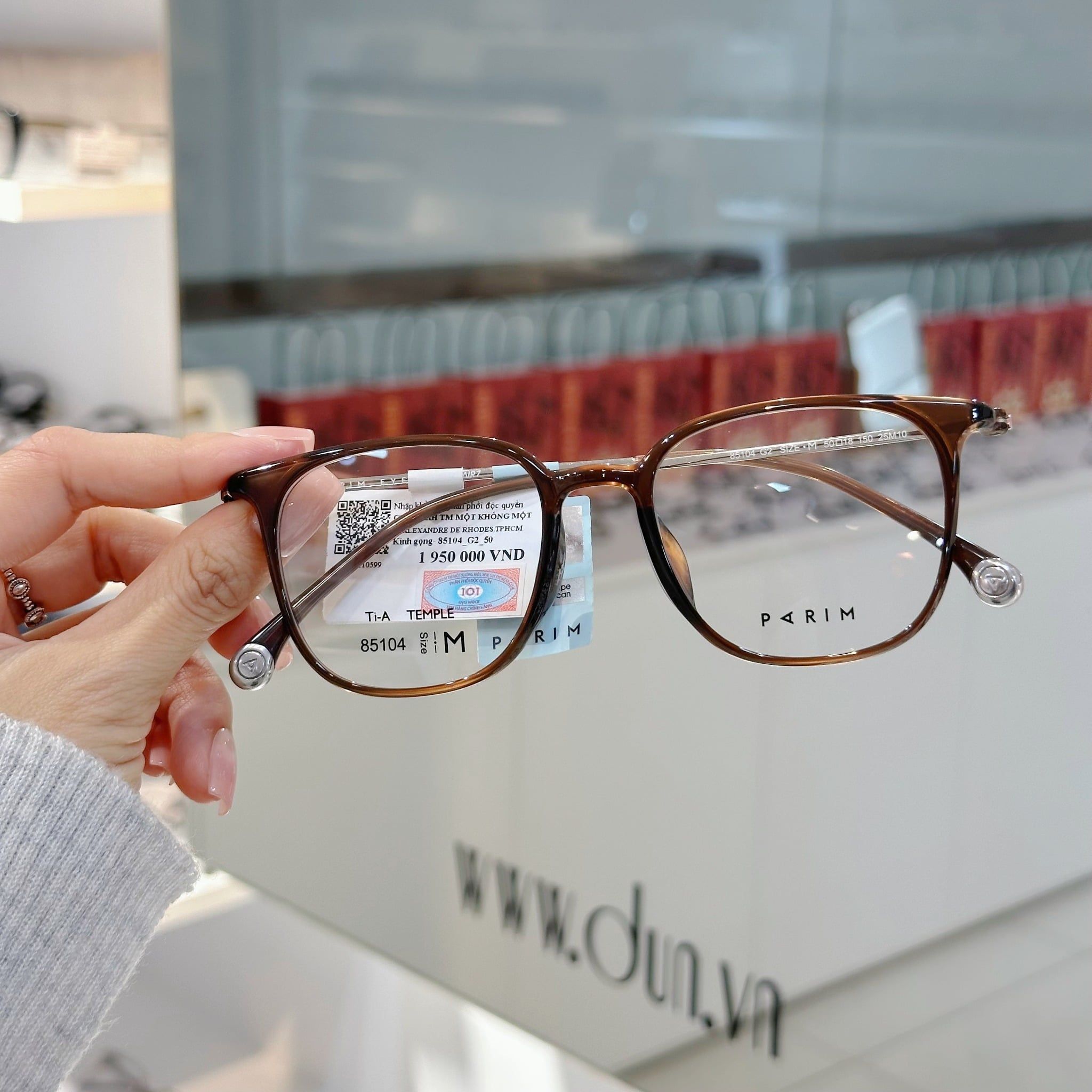  Mắt kính Parim 85104 