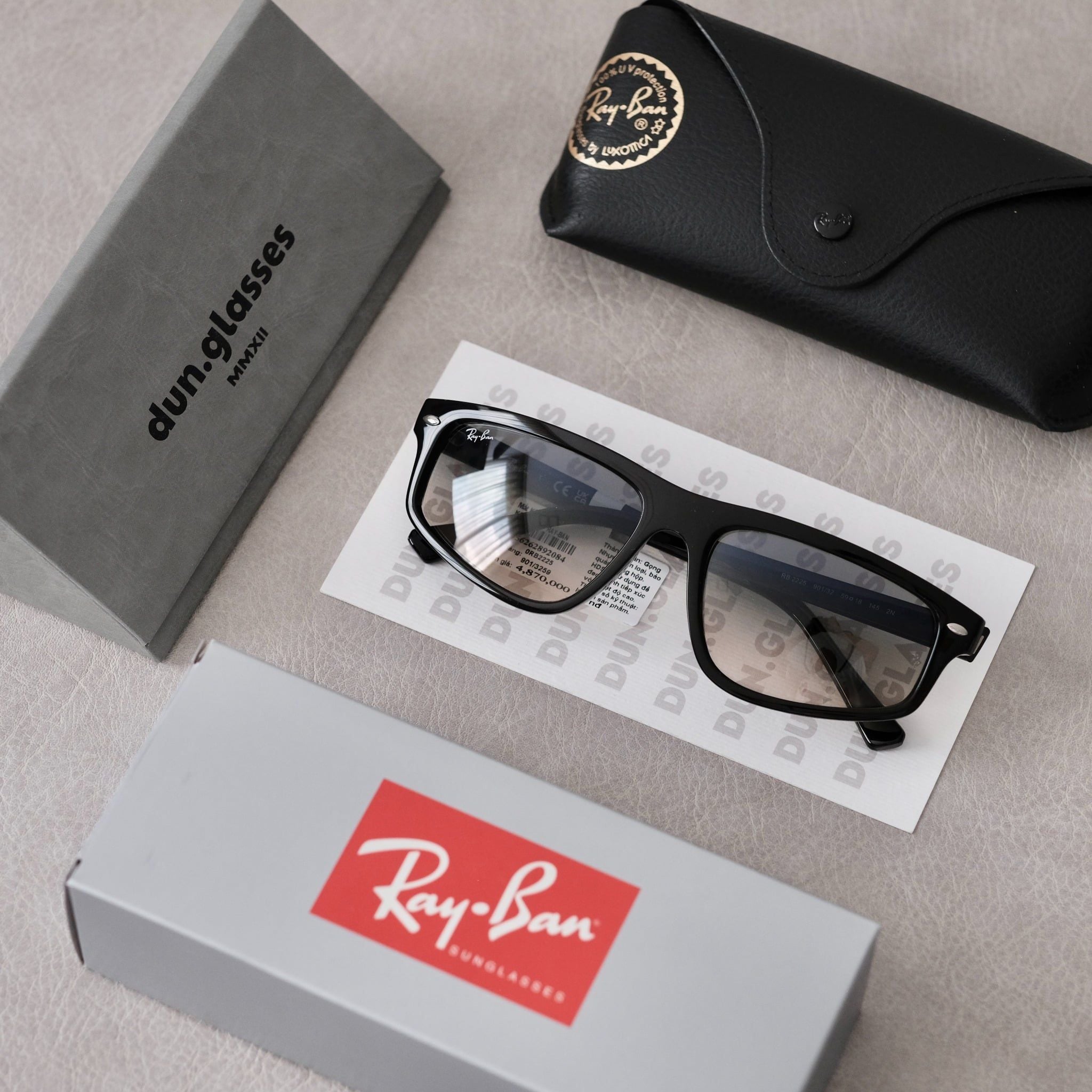  Kính mát Ray-Ban RB 2225 