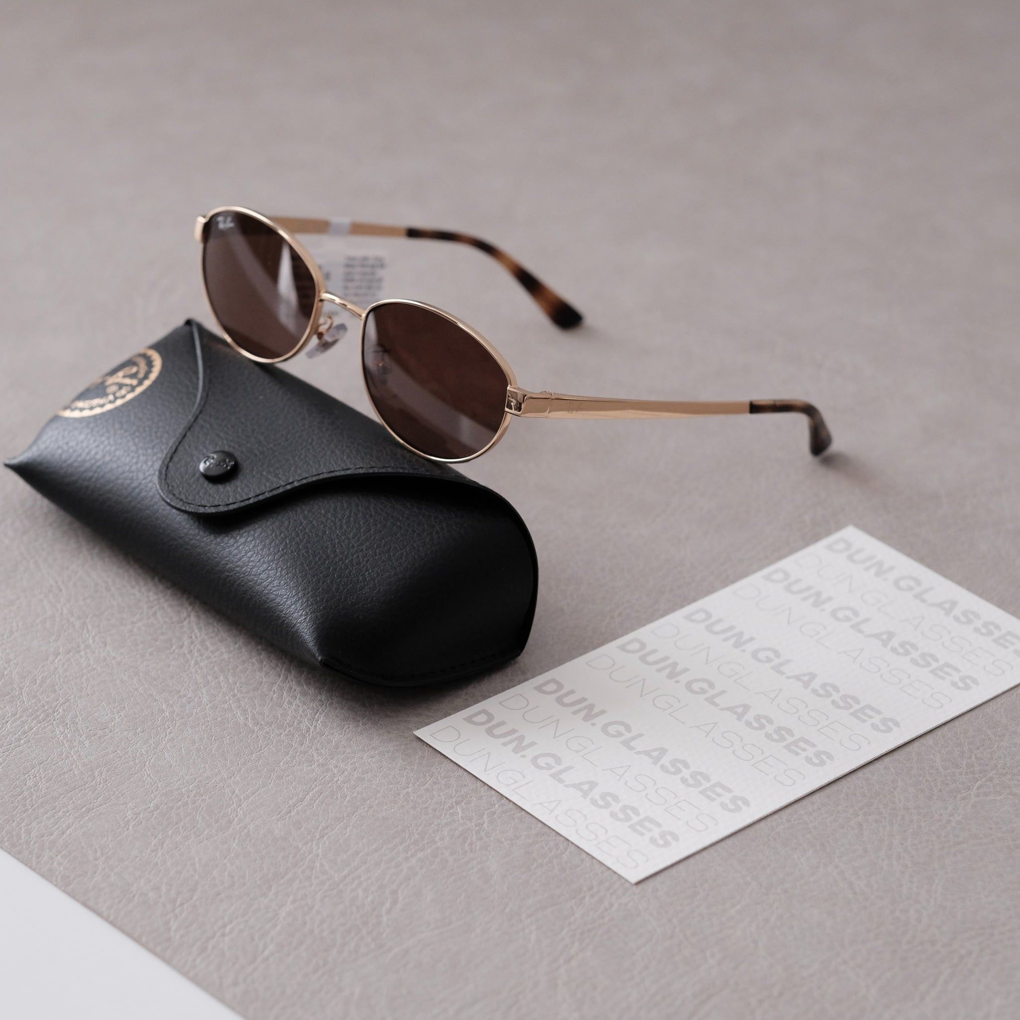  Kính mát oval Ray-Ban RB 3774 
