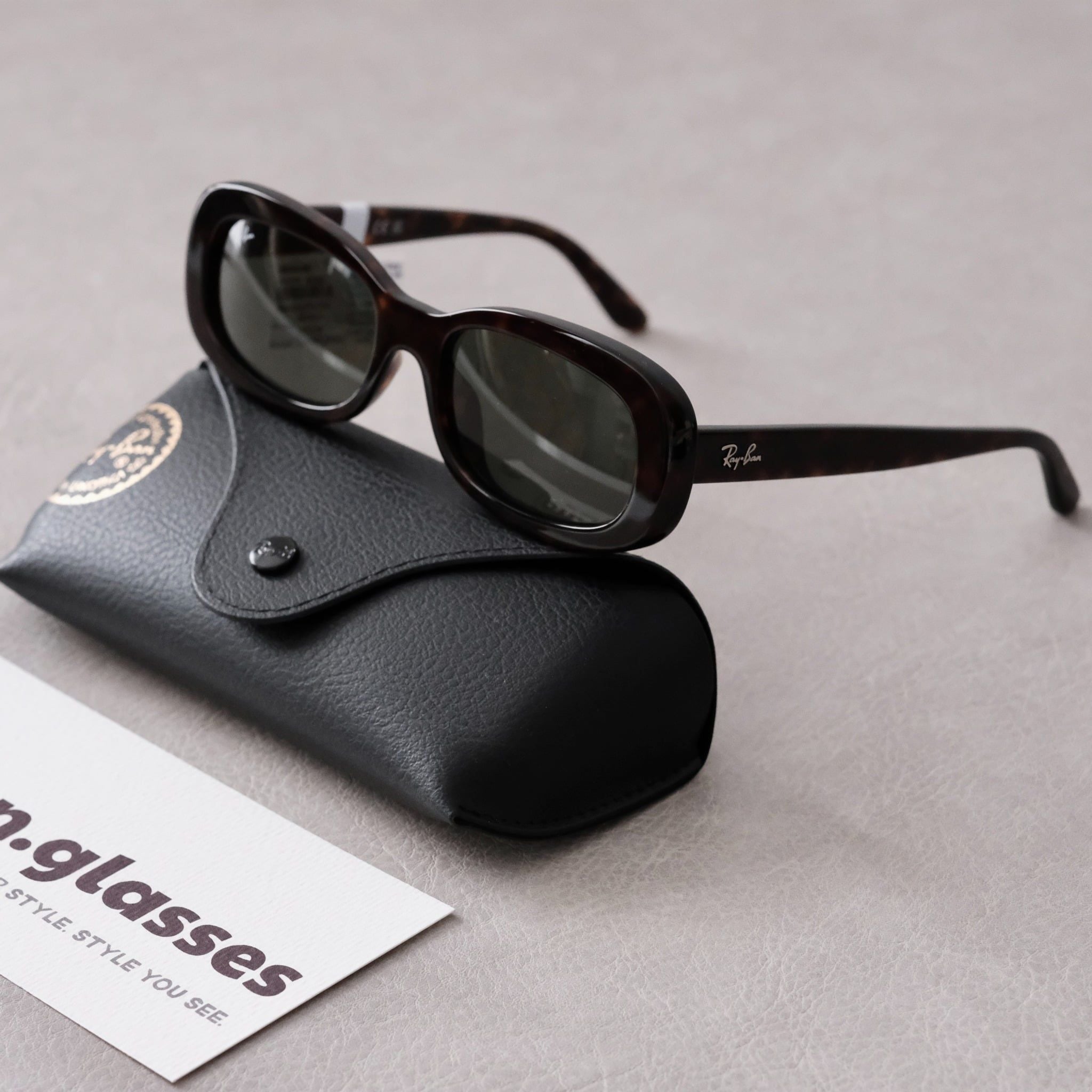  Kính mát Ray-Ban RB 2221 F 