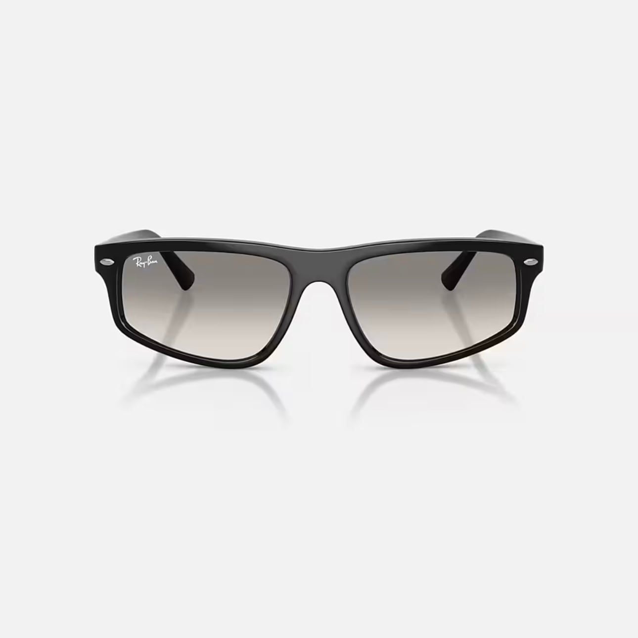  Kính mát Ray-Ban RB2225 