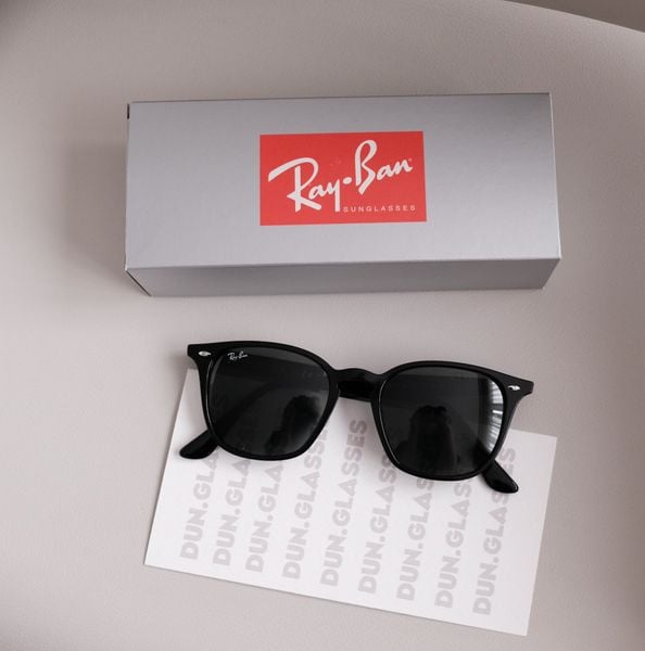  Kính mát Ray-Ban RB 4258 F 