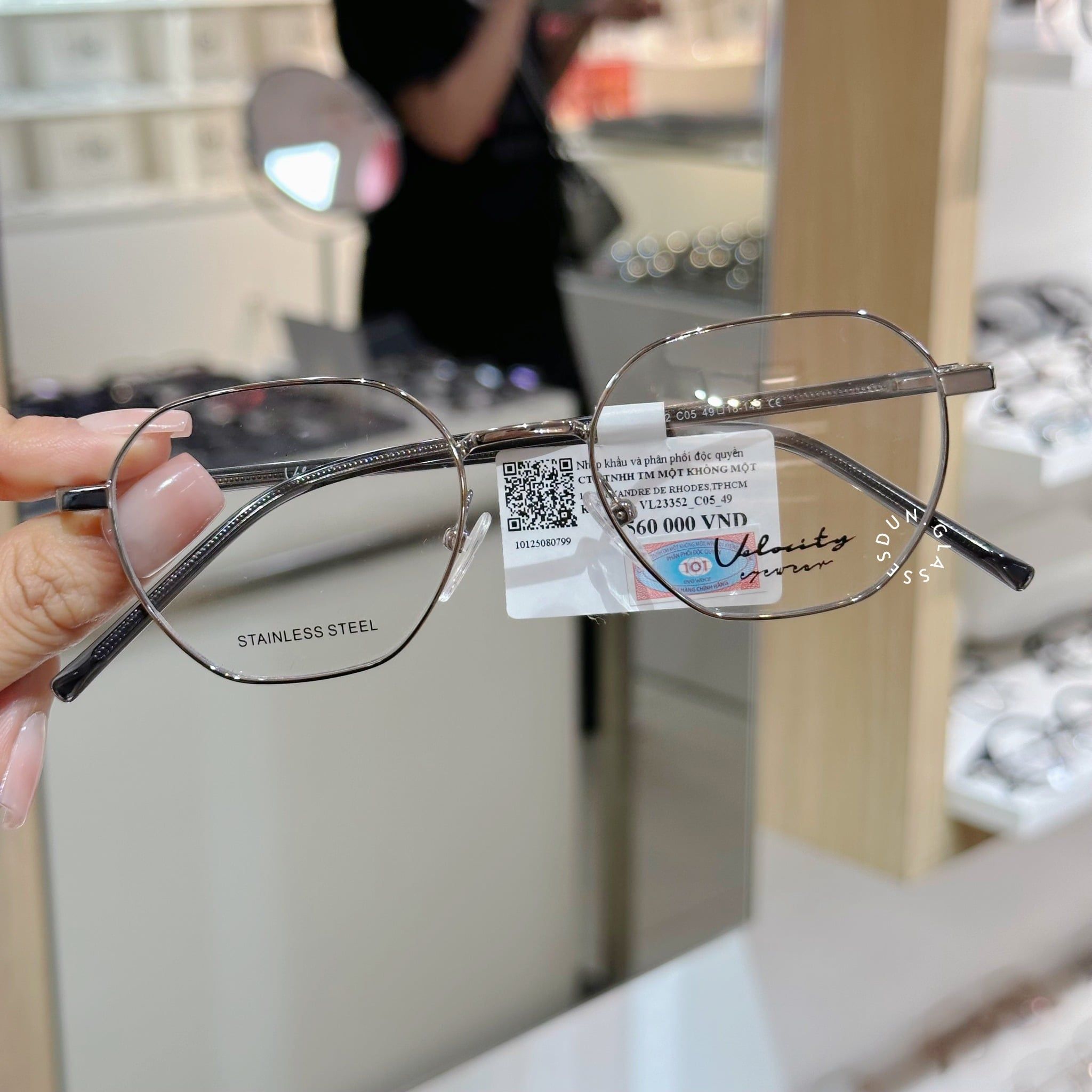  Mắt kính Velocity VL 23352 