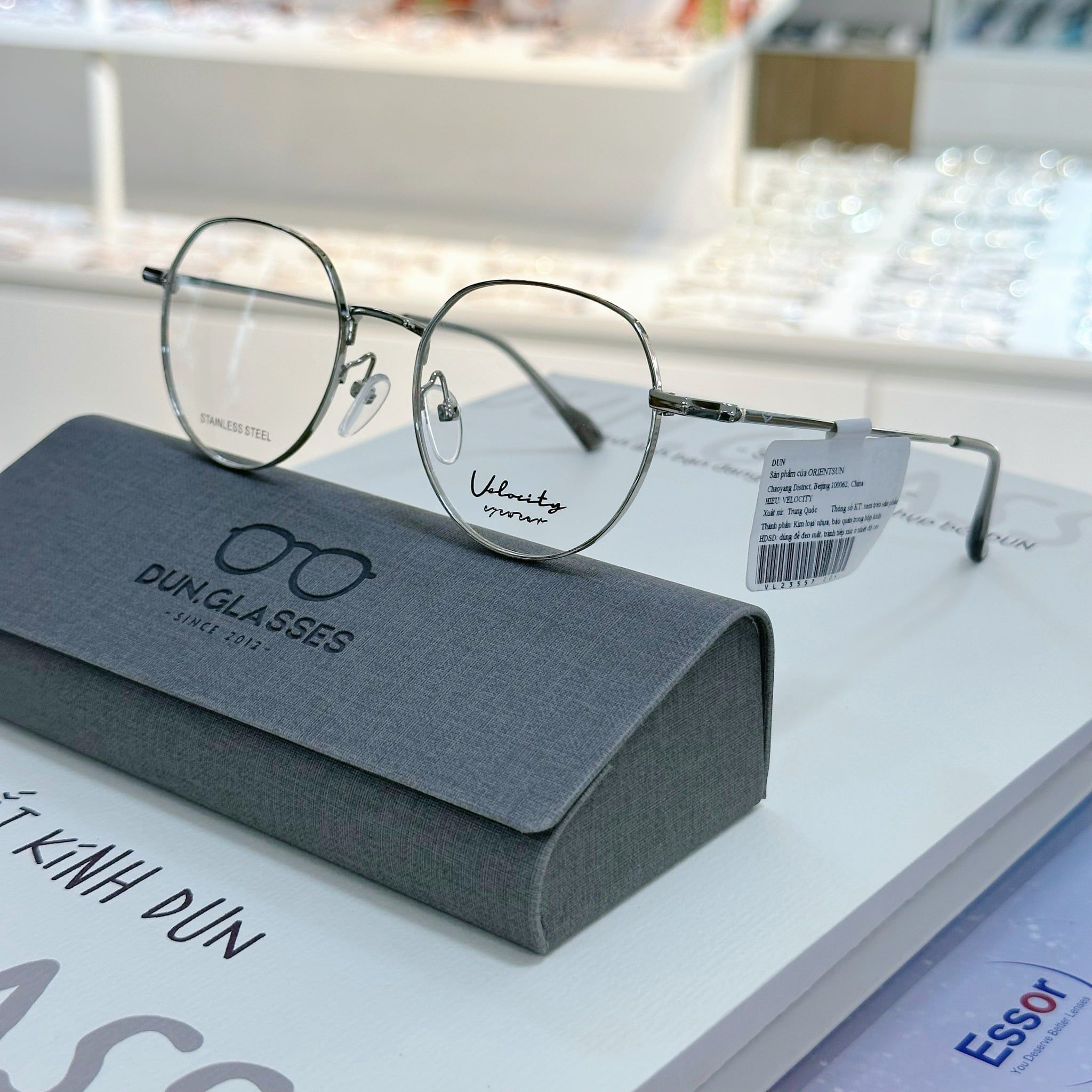  Mắt kính Veloctiy VL 23557 