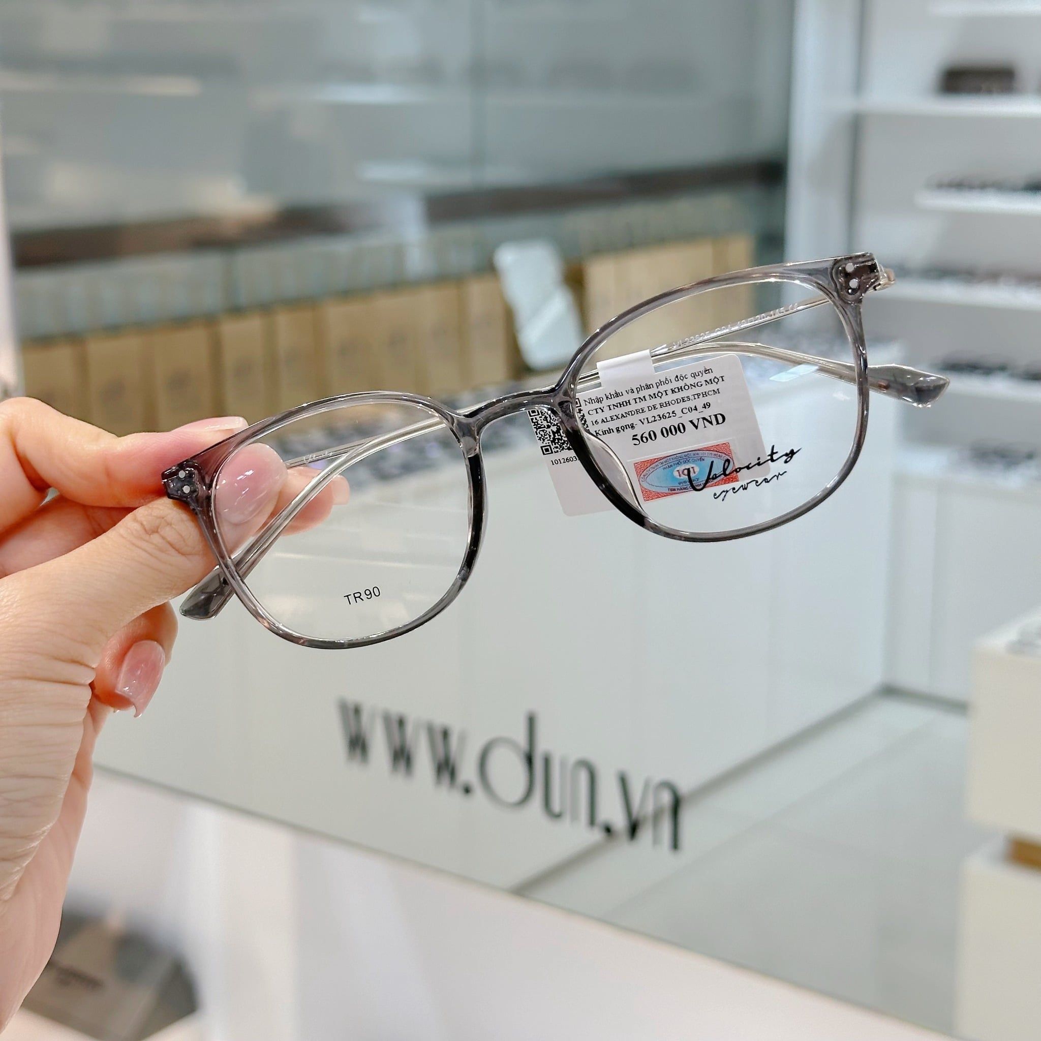  Mắt kính Velocity VL 23625 