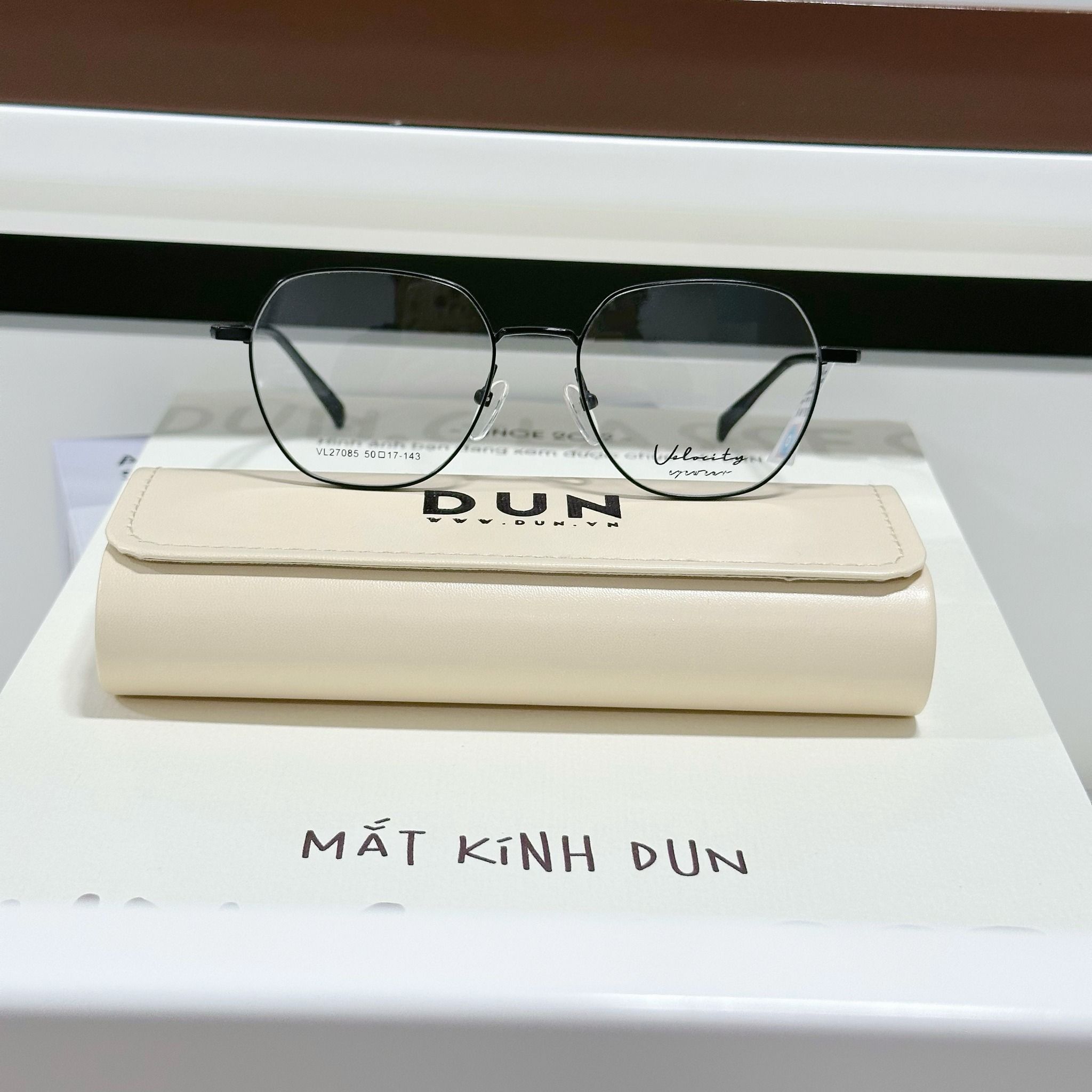  Mắt kính Velocity VL 27085 