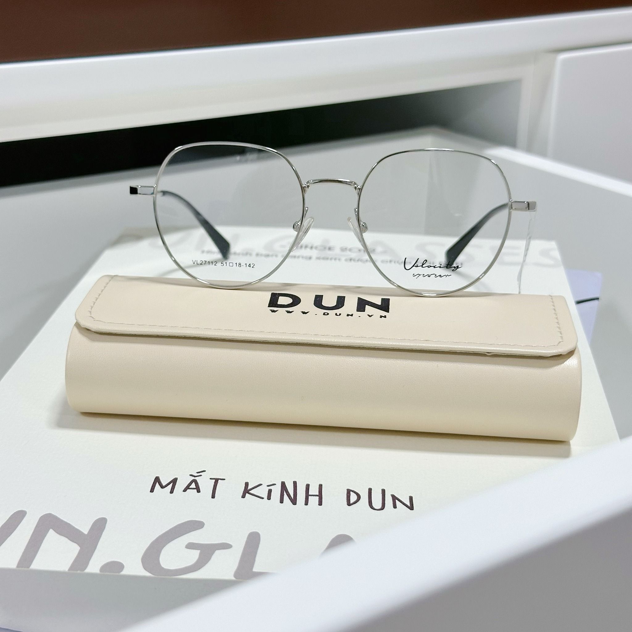  Mắt kính Velocity VL 27112 