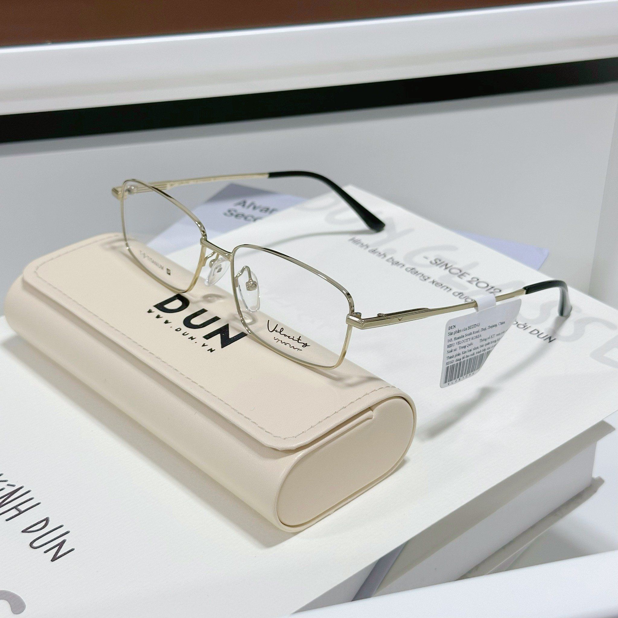  Mắt kính beta titanium Velocity VL 281096 