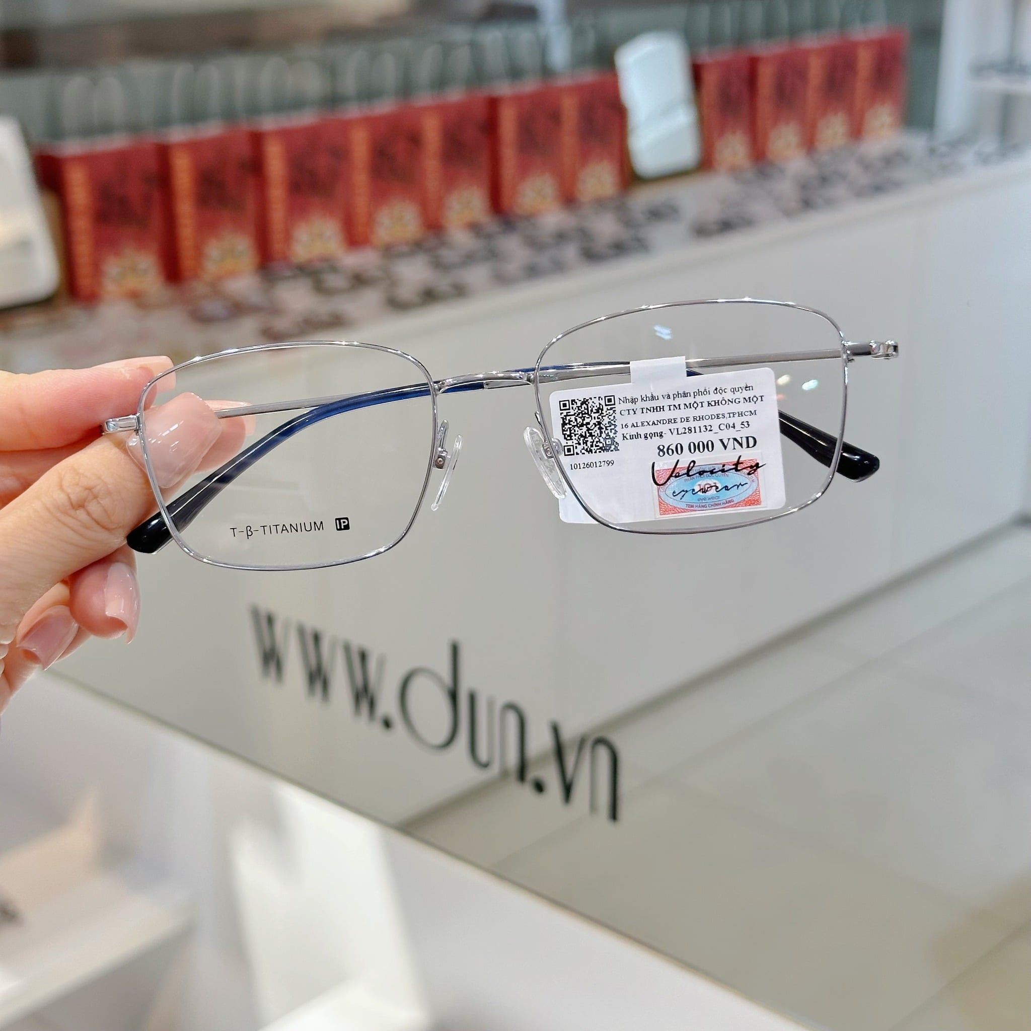  Mắt kính beta titanium Velocity VL 281132 