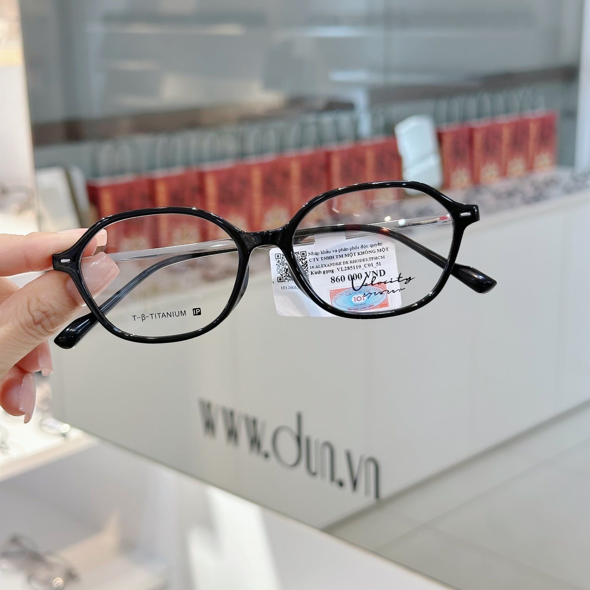  Mắt kính Velocity beta titanium VL 285110 