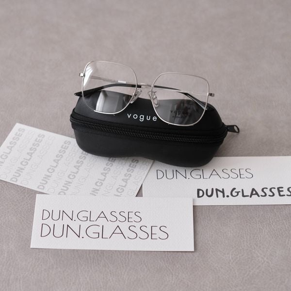  Mắt kính VOGUE VO 4238 D 