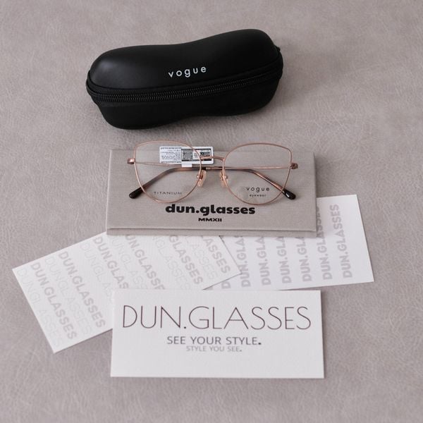  Mắt kính titanium VOGUE VO 4298 T 