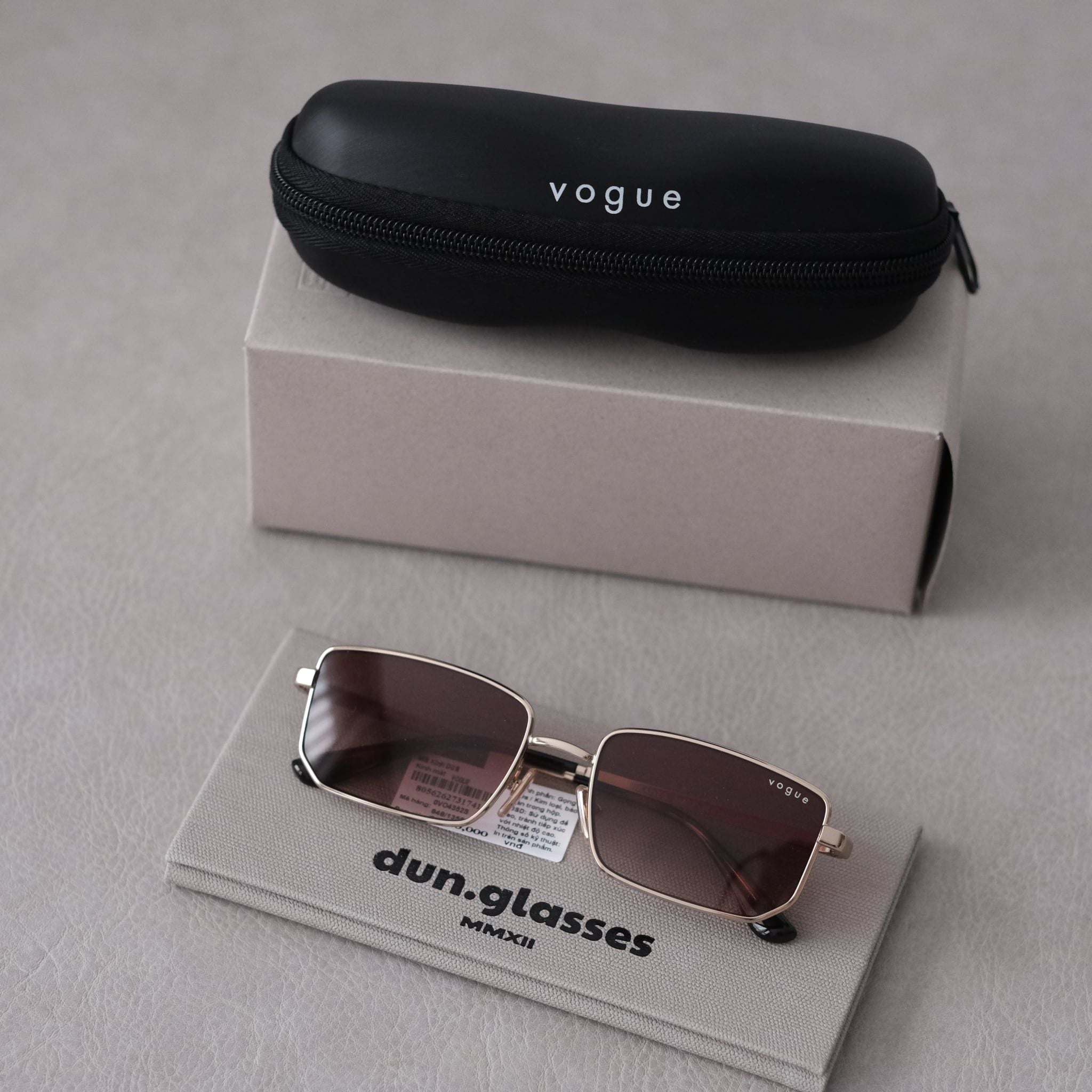  Kính mát Vogue VO 4352 848/13 