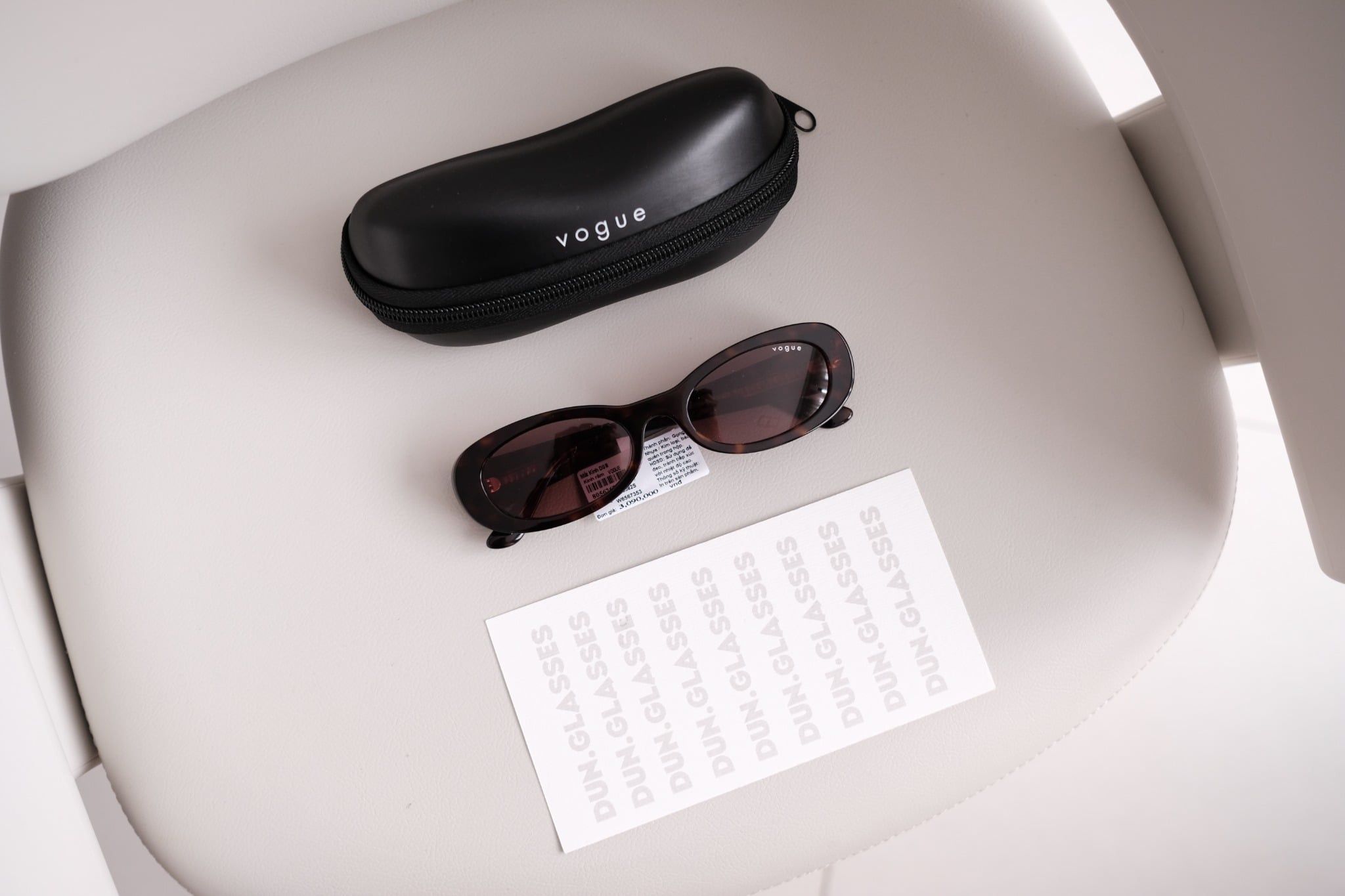  Kính mát oval VOGUE VO 5582 S 