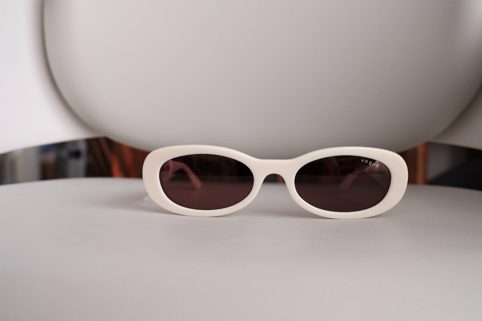  Kính mát oval VOGUE VO 5582 S 