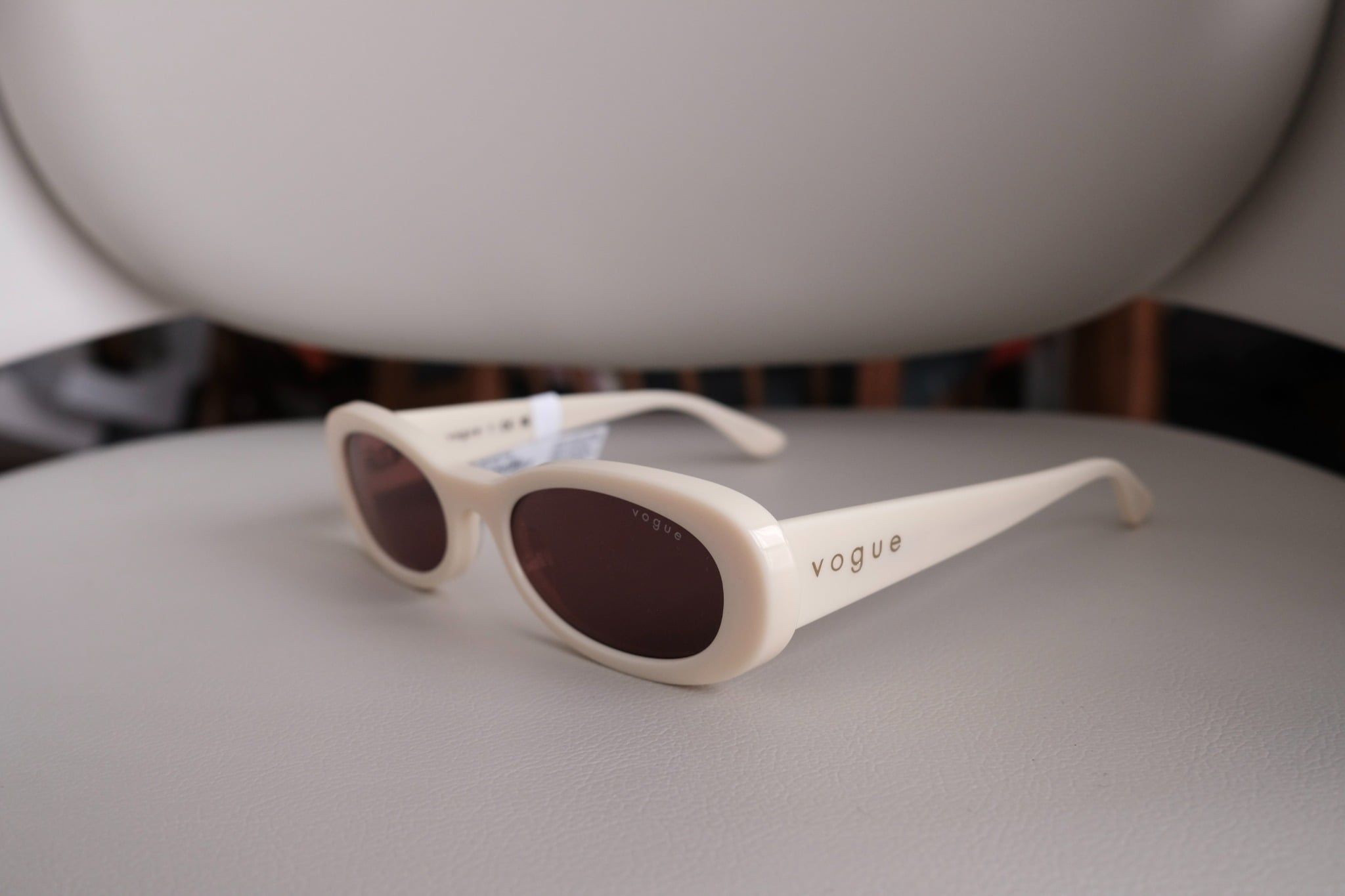  Kính mát oval VOGUE VO 5582 S 