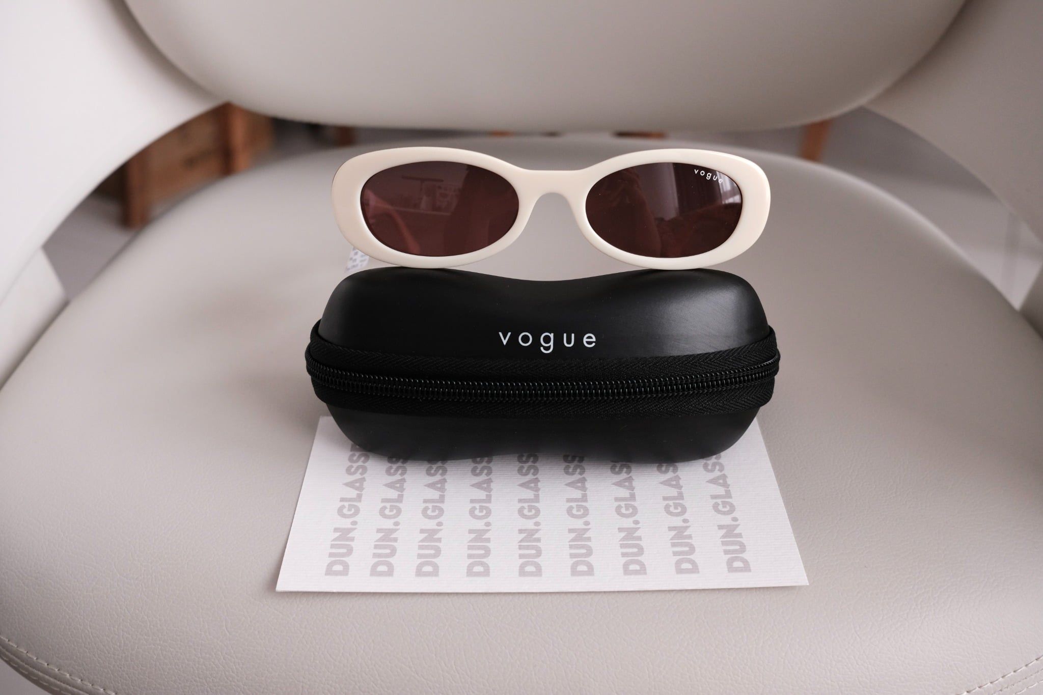  Kính mát oval VOGUE VO 5582 S 