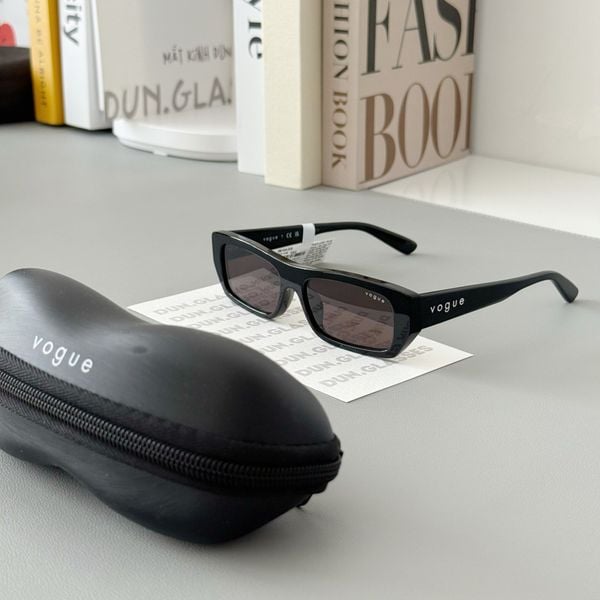  Kính mát VOGUE VO 5657 