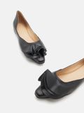  Giày Búp Bê Nữ Pazzion Elysia Ruffled Flats 