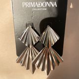  Hoa Tai Nữ 240301123MTARGE 