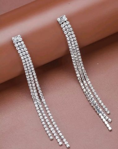 Hoa Tai Nữ 240301221MTARGE