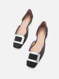  Giày Đế Bệt Nữ Pazzion Beatrice Silver Square Buckle Heels 