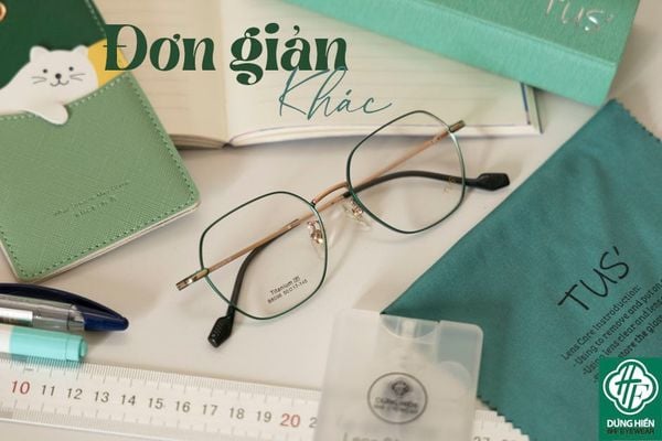  B8098 #  Gong xi 50% Titanium IP eyeglasses 