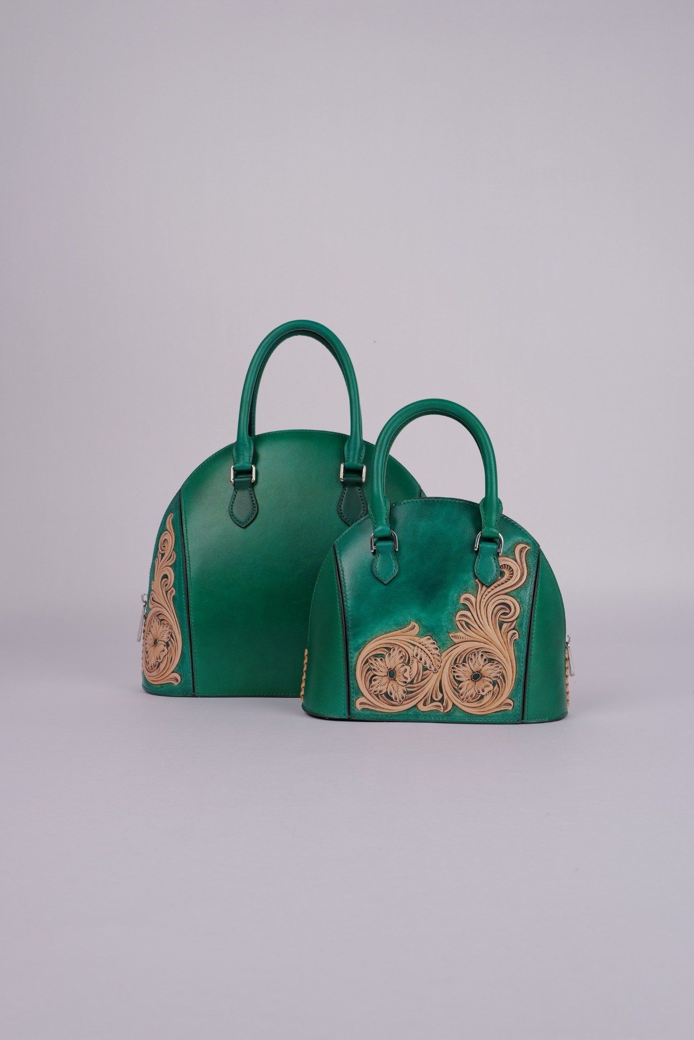 Seashell Bag (Hand Carved Sheridan)