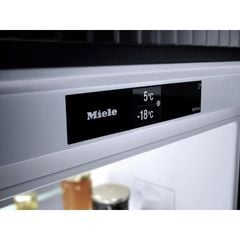 Tủ lạnh âm tường 2 ngăn - ngăn đá dưới Miele KFN 7734 E