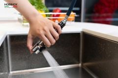 VÒI RỬA BÁT DÂY RÚT NOBINOX BIANCO NX601