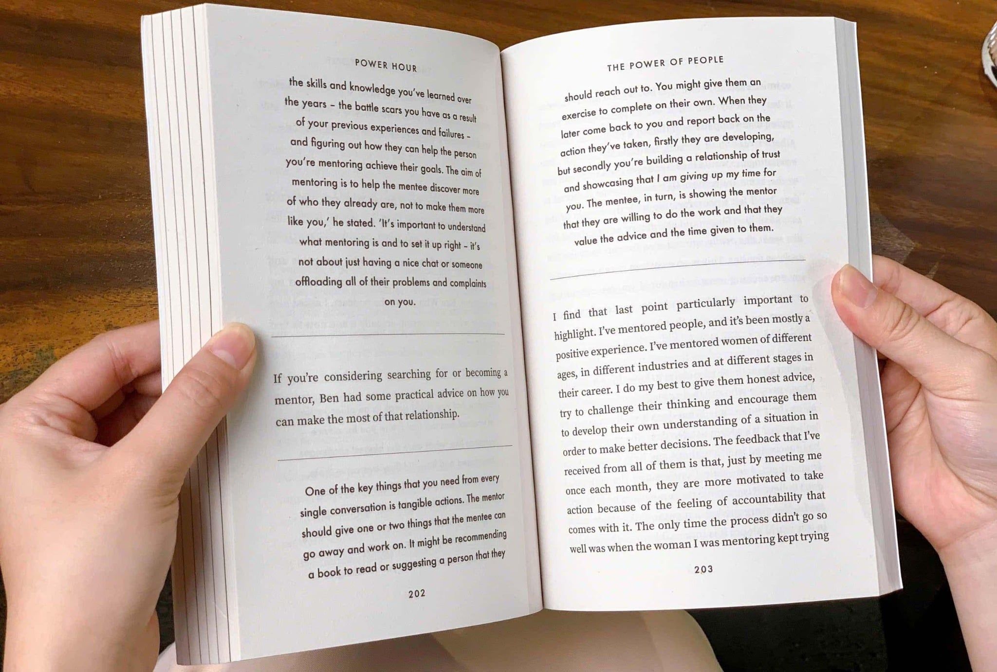  POWER HOUR: HOW TO FOCUS ON YOUR GOALS AND CREATE A LIFE YOU LOVE 