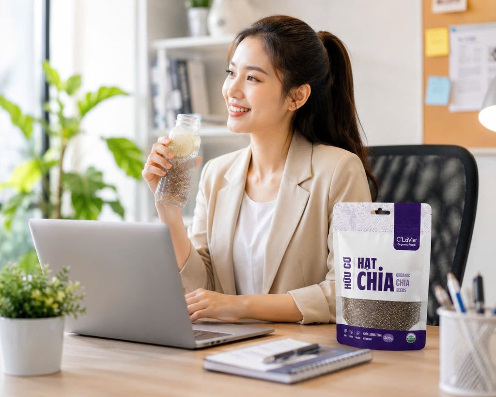Hạt Chia Hữu Cơ C'lavie Gói 200g - Thực Phẩm Bổ Sung Dinh Dưỡng Cho Mẹ Bầu, Sau Sinh, Người Ăn Chay, Ăn Kiêng, Giảm Cân, Tập Gym, Eat Clean, Hàm Lượng Giàu Protein Và Chất Xơ (CBCL, CX, SPF)y)